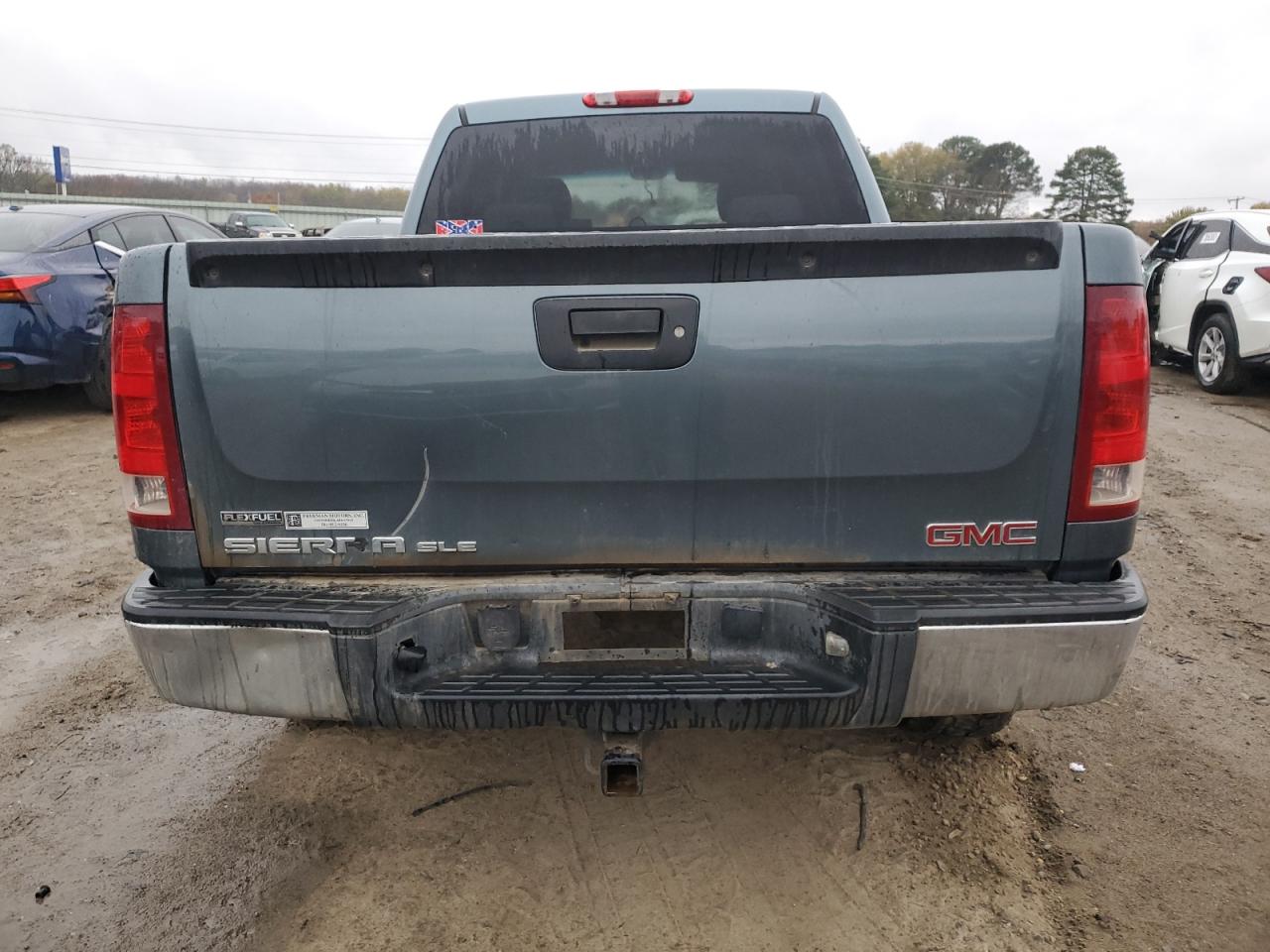 Photo 5 VIN: 3GTEK23329G158673 - GMC SIERRA 