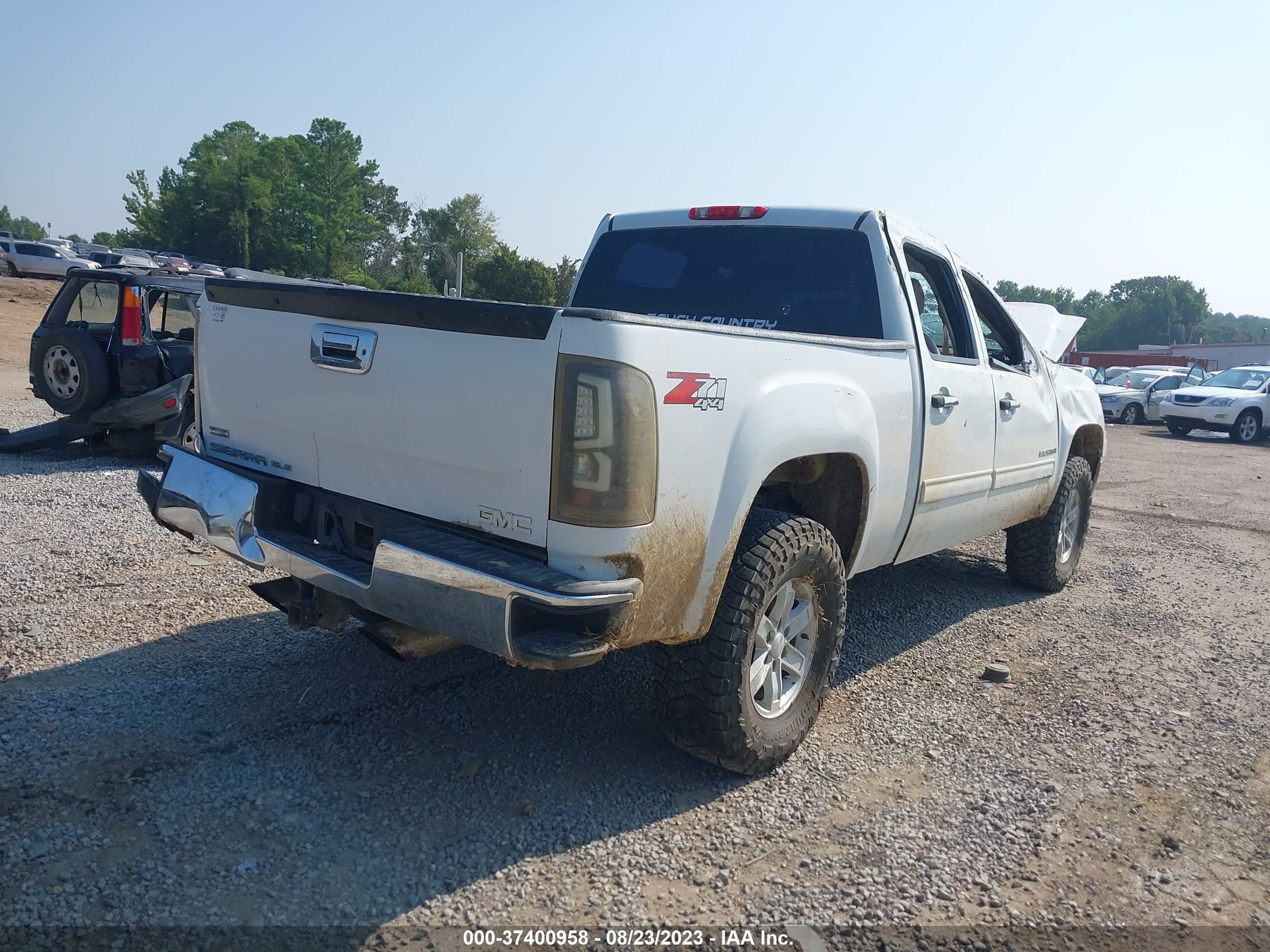 Photo 3 VIN: 3GTEK23379G217121 - GMC SIERRA 