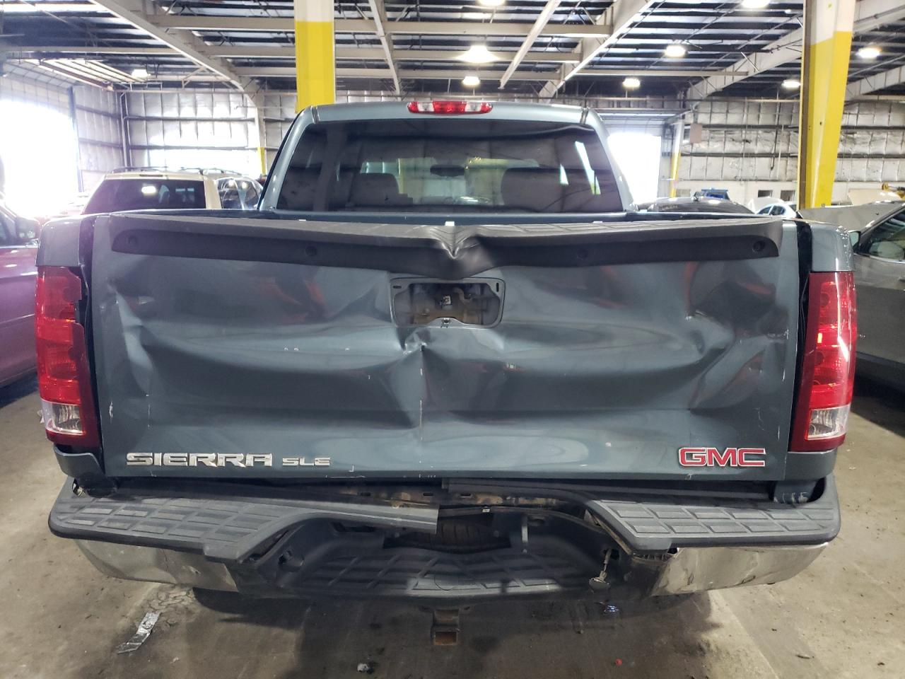 Photo 5 VIN: 3GTEK23M09G257789 - GMC SIERRA 