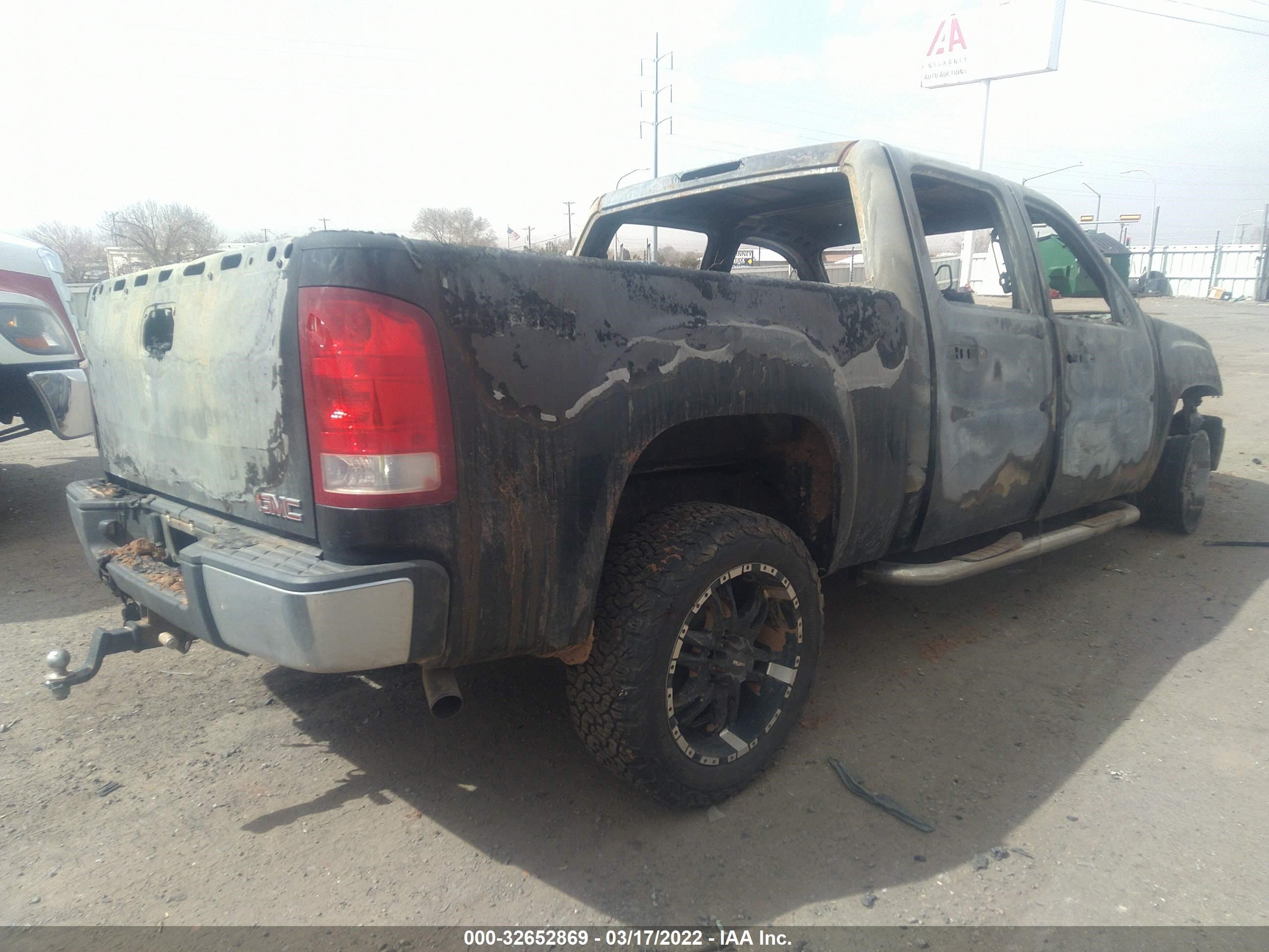 Photo 3 VIN: 3GTEK23M39G284517 - GMC SIERRA 