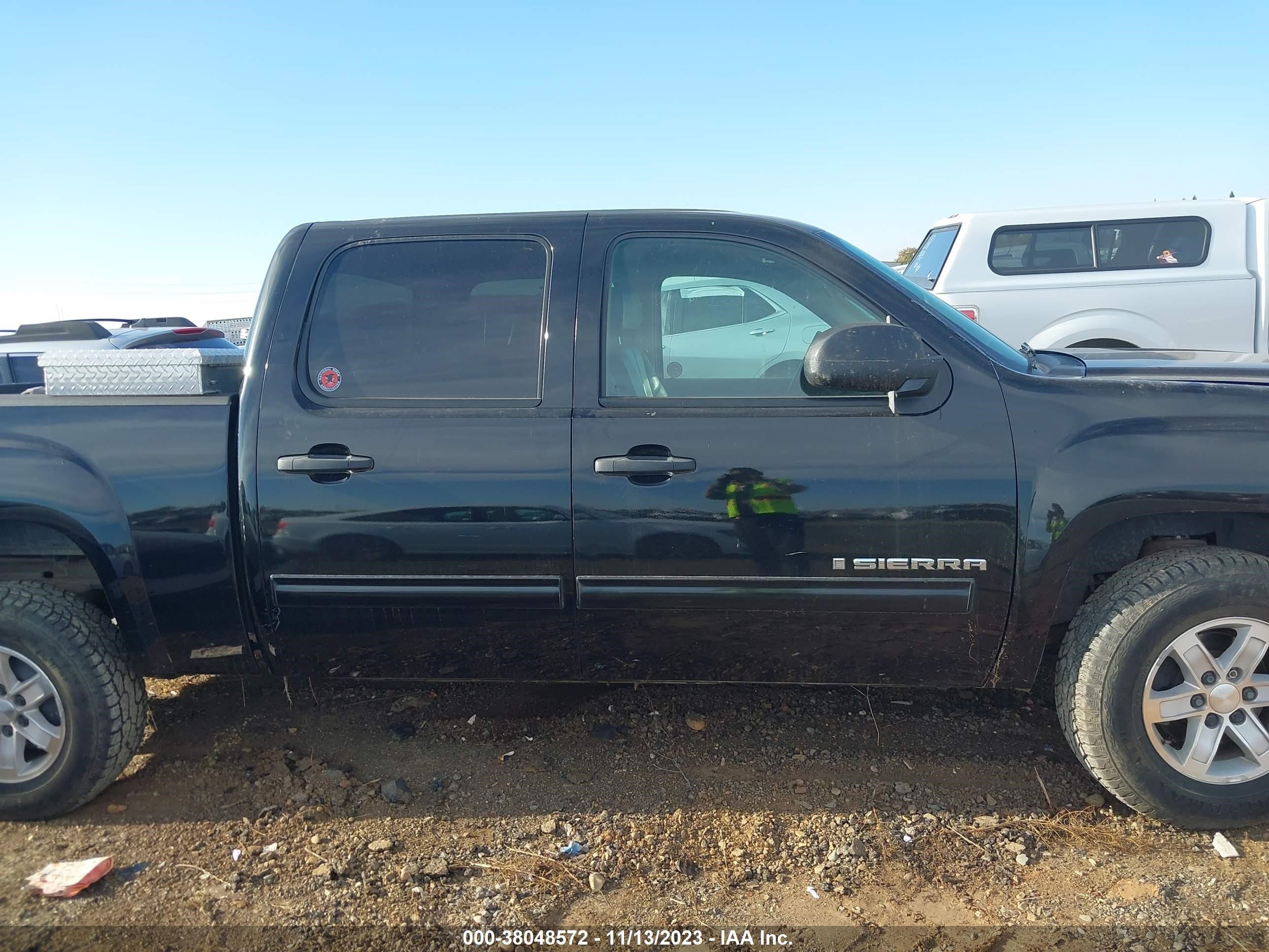 Photo 12 VIN: 3GTEK23M49G146856 - GMC SIERRA 