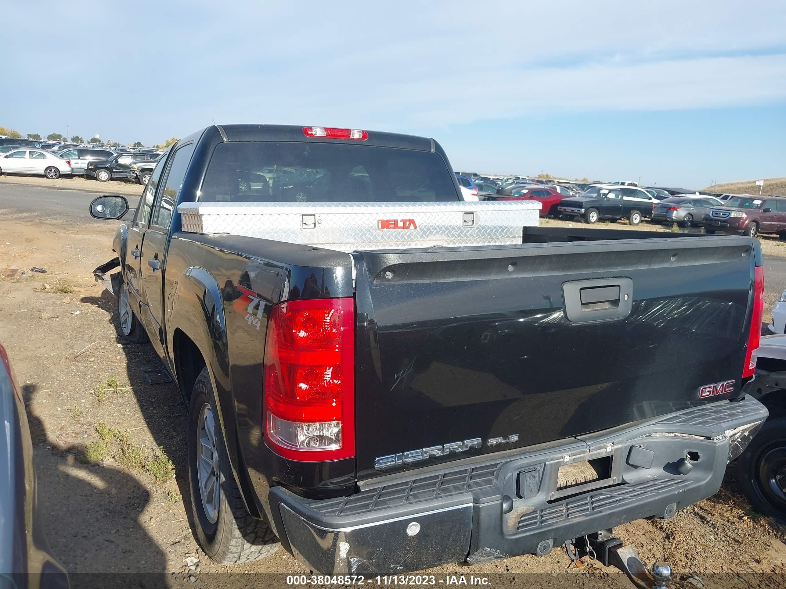 Photo 2 VIN: 3GTEK23M49G146856 - GMC SIERRA 