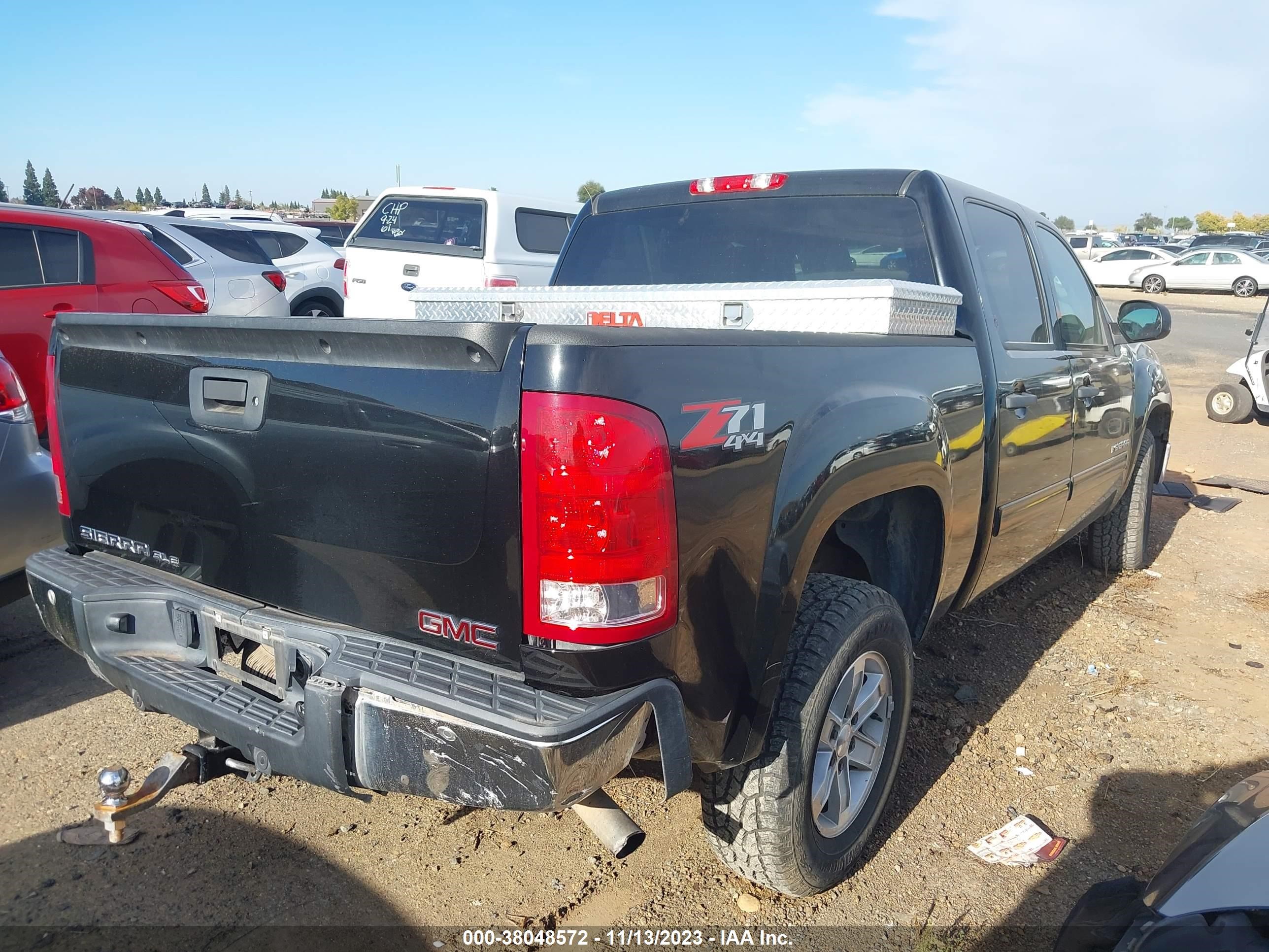 Photo 3 VIN: 3GTEK23M49G146856 - GMC SIERRA 