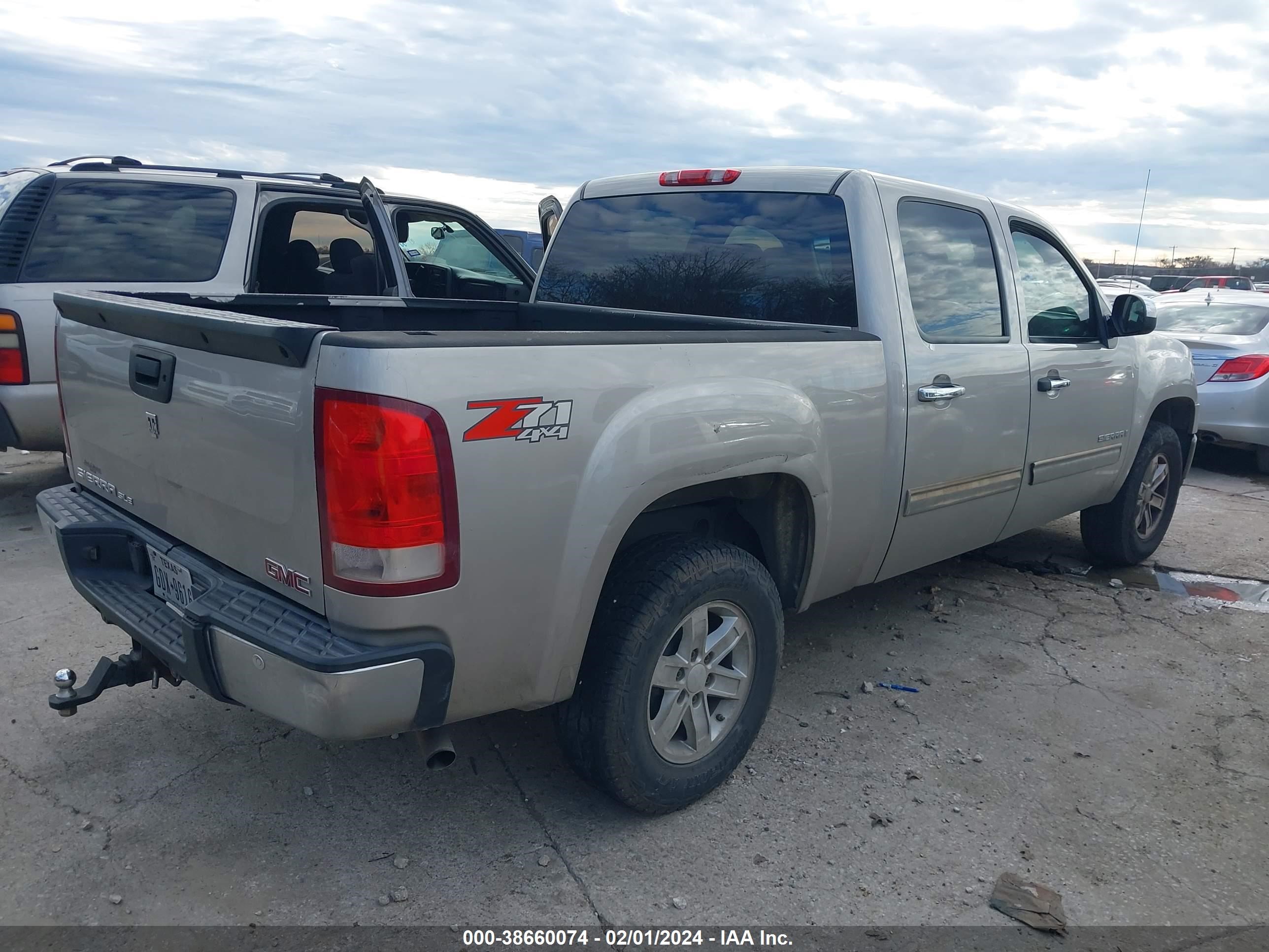 Photo 3 VIN: 3GTEK23M89G248130 - GMC SIERRA 