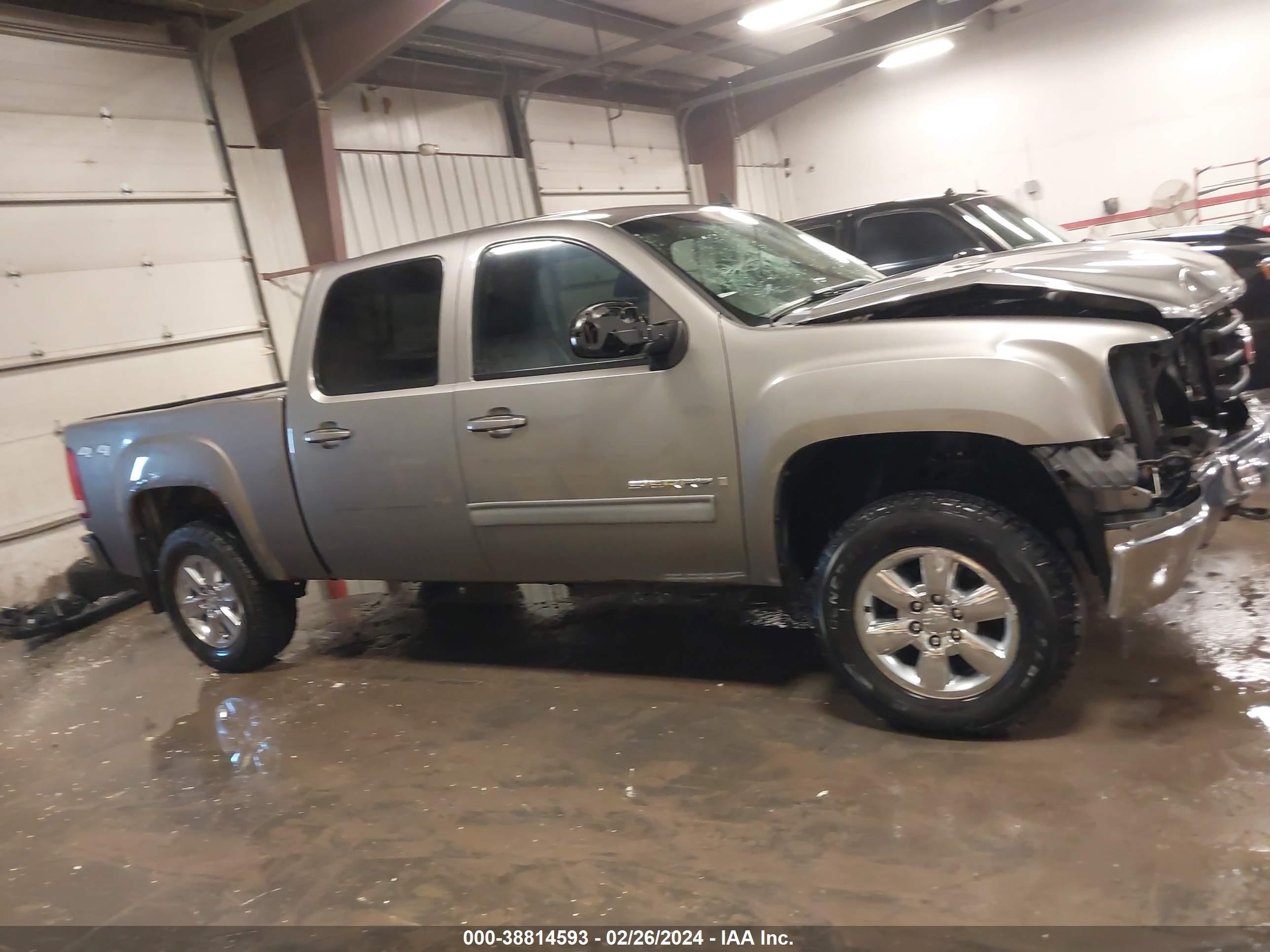 Photo 13 VIN: 3GTEK33379G217416 - GMC SIERRA 