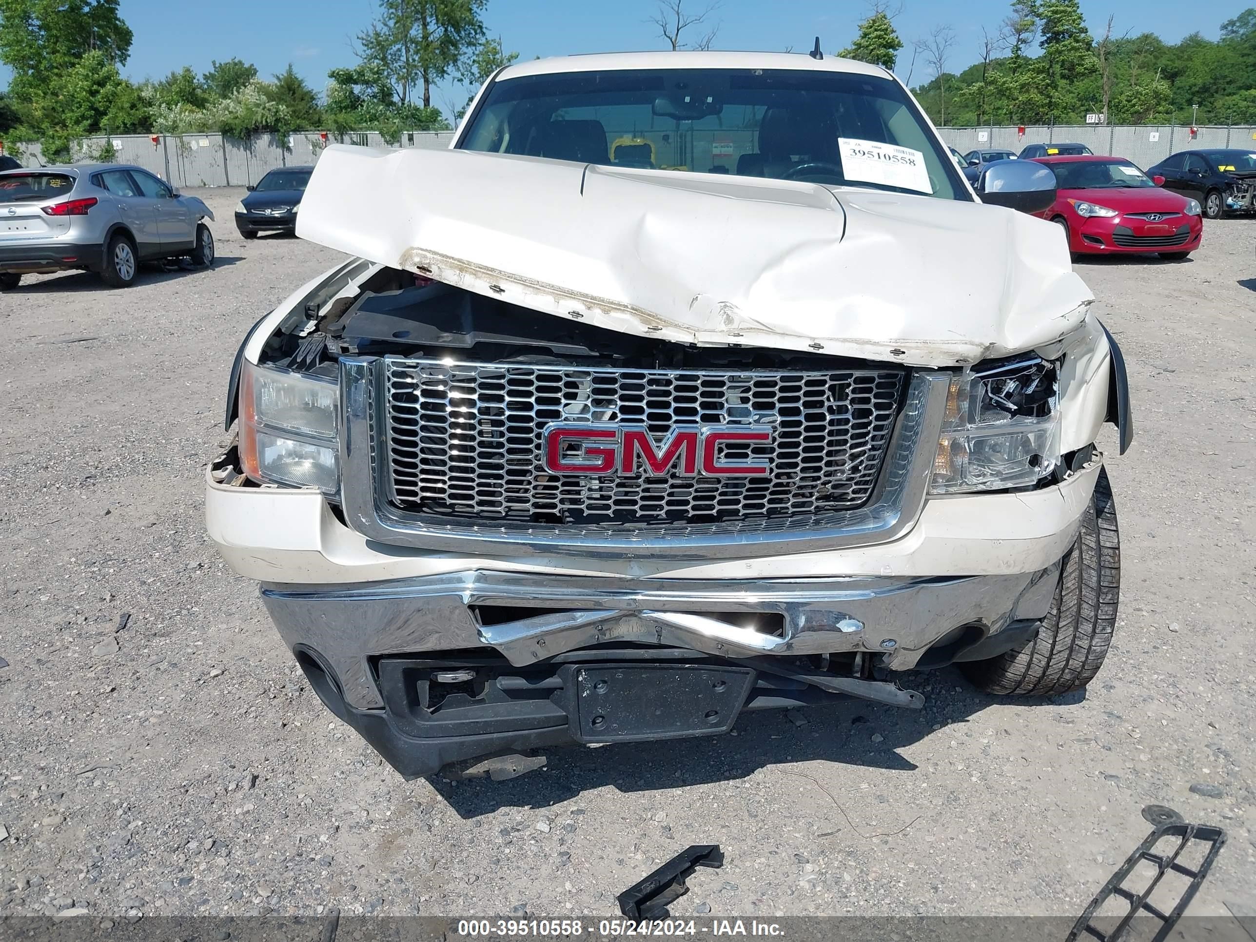 Photo 5 VIN: 3GTEK33M09G179598 - GMC SIERRA 