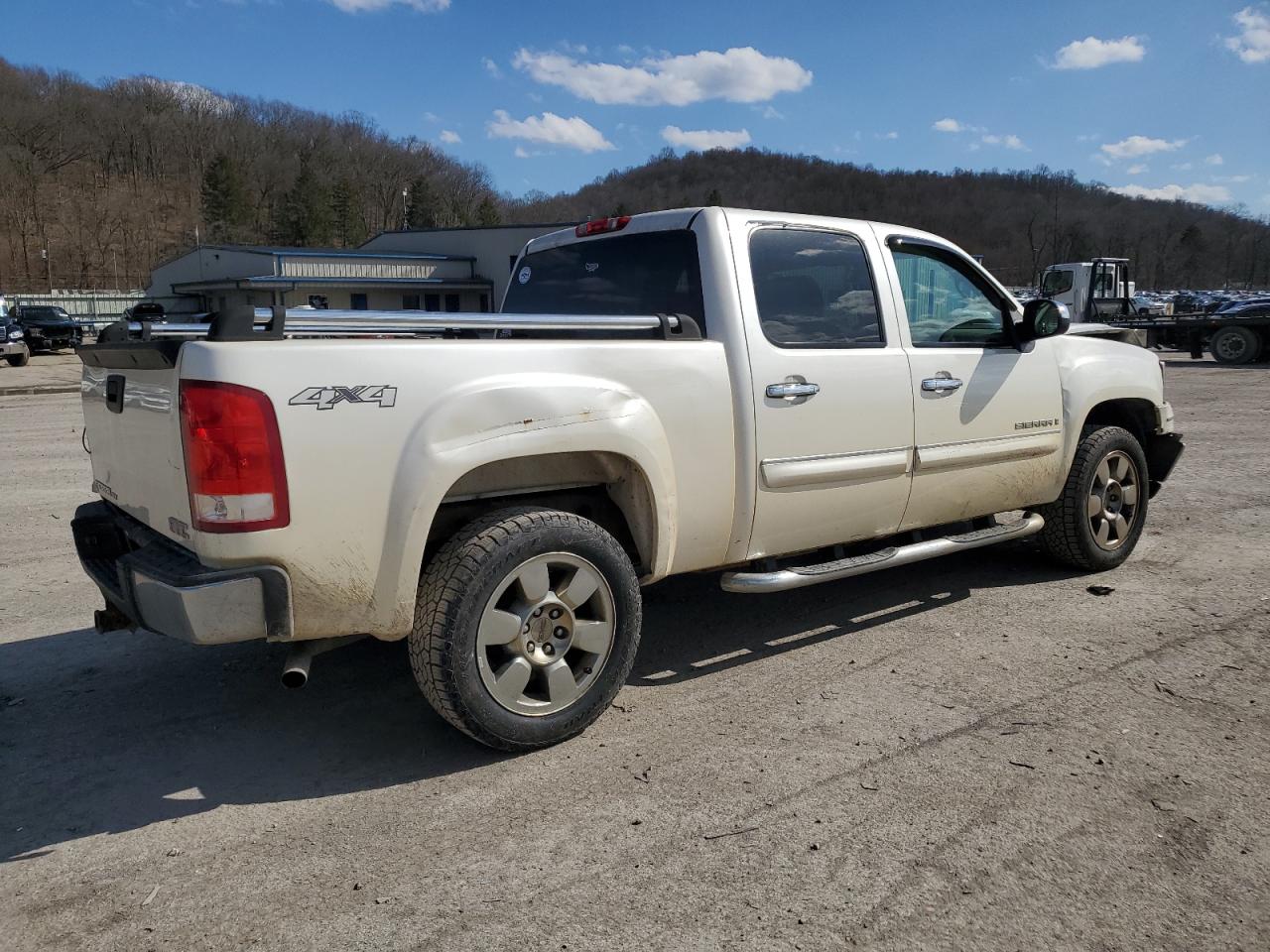 Photo 2 VIN: 3GTEK33M29G164942 - GMC SIERRA 