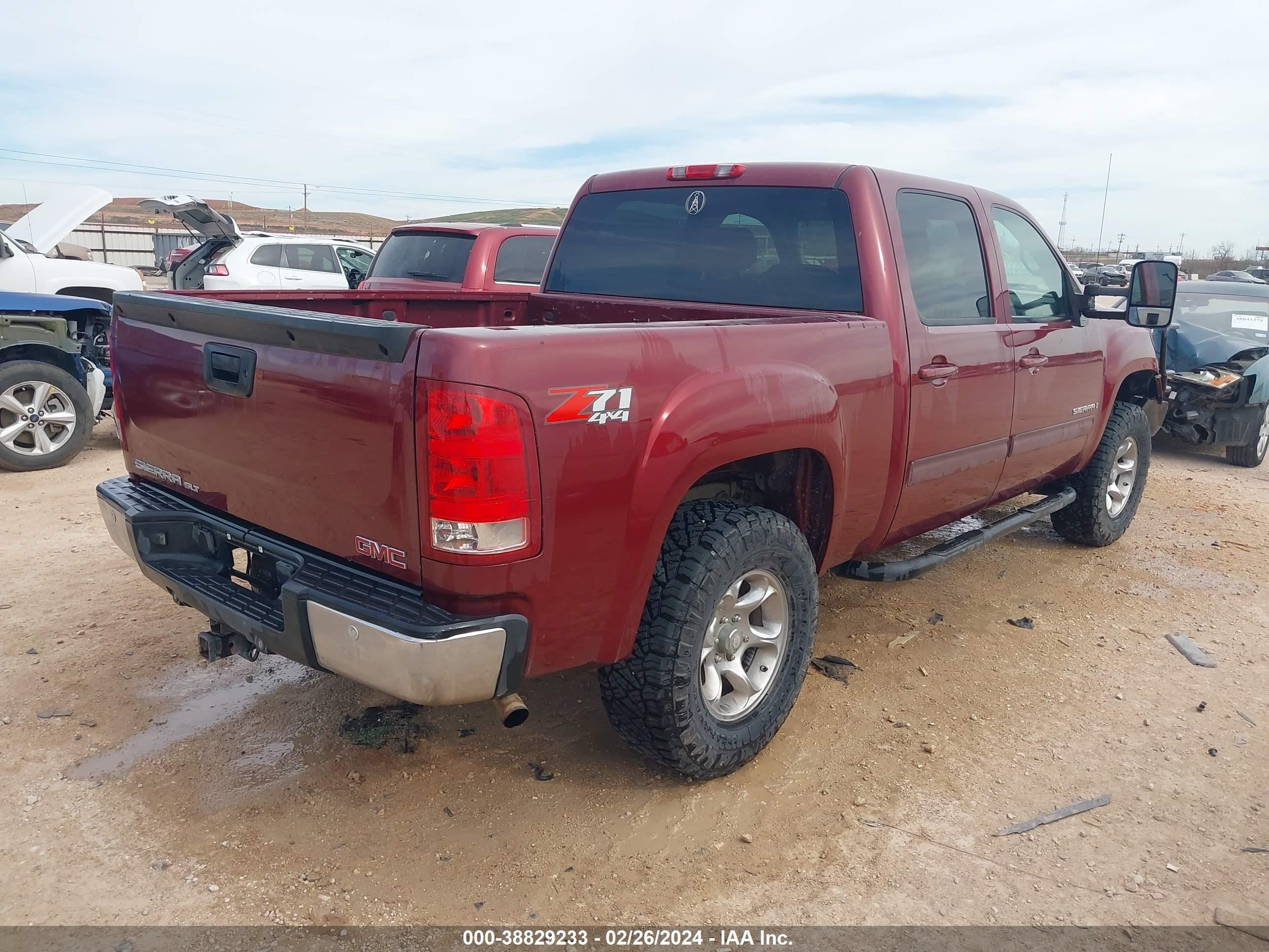 Photo 3 VIN: 3GTEK33M89G148311 - GMC SIERRA 