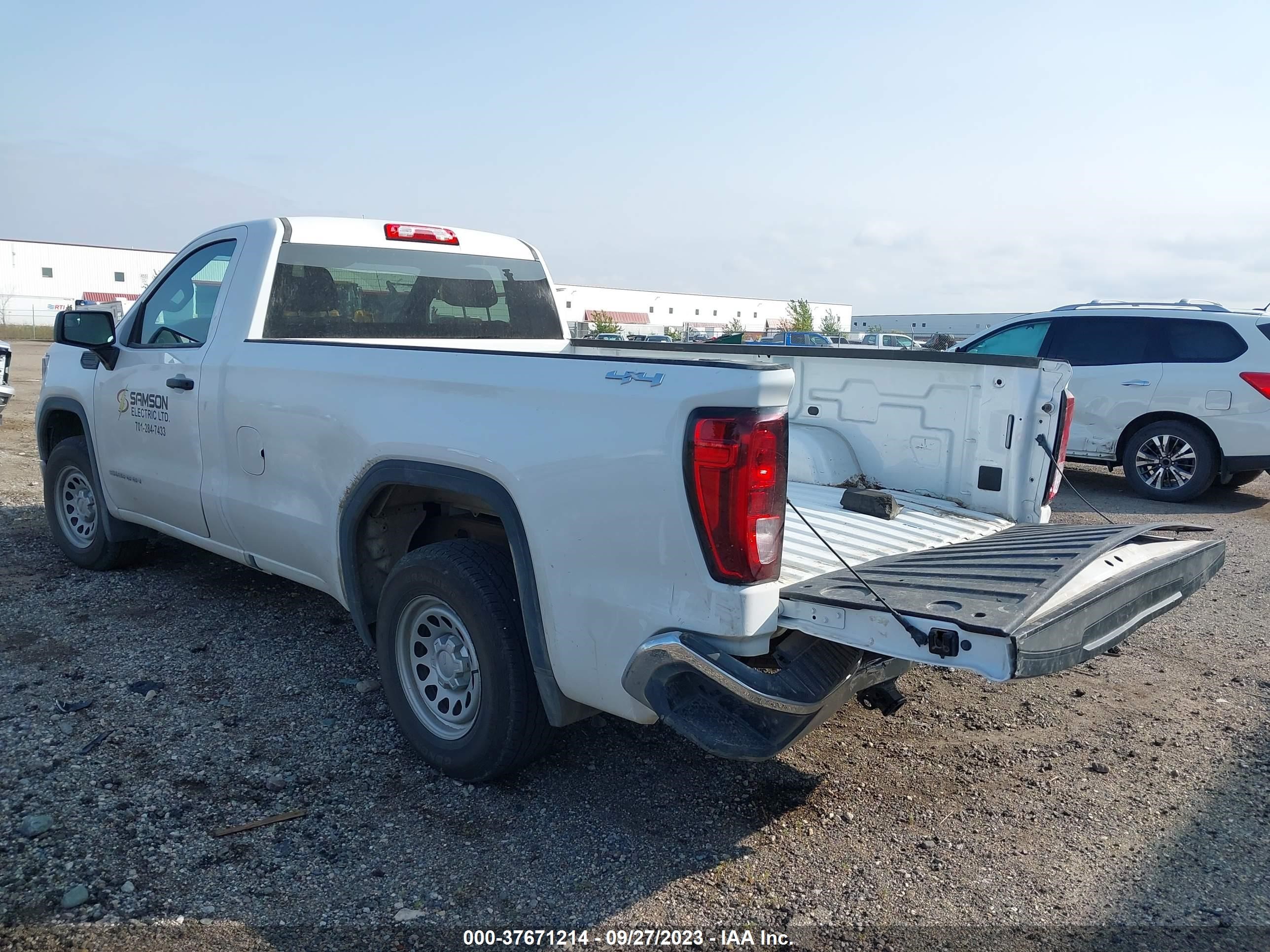 Photo 2 VIN: 3GTNUAEK9PG161611 - GMC SIERRA 