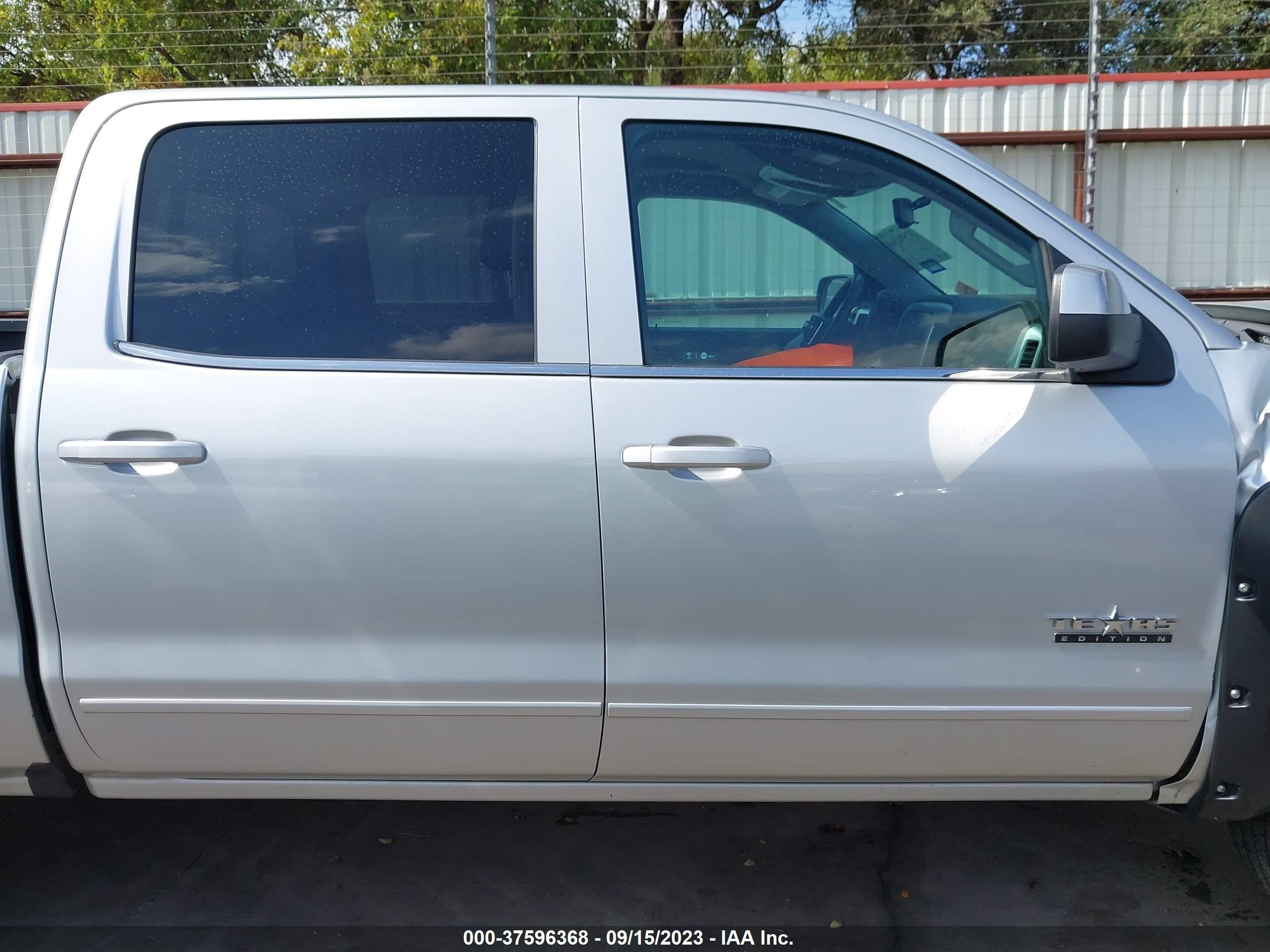 Photo 13 VIN: 3GTP1MEC0GG167552 - GMC SIERRA 