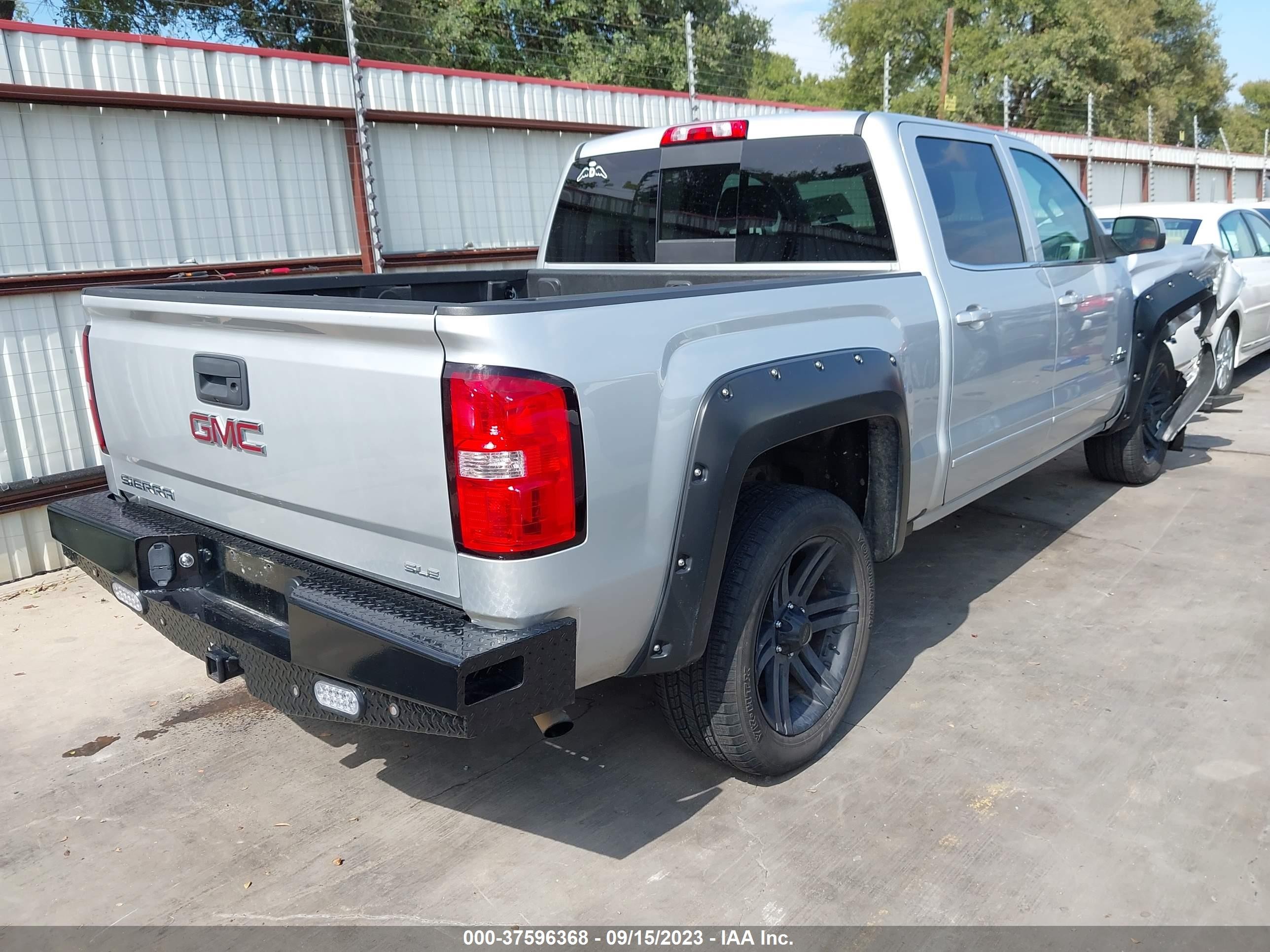 Photo 3 VIN: 3GTP1MEC0GG167552 - GMC SIERRA 