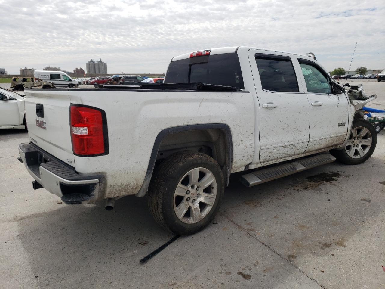 Photo 2 VIN: 3GTP1MEC5GG216762 - GMC SIERRA 