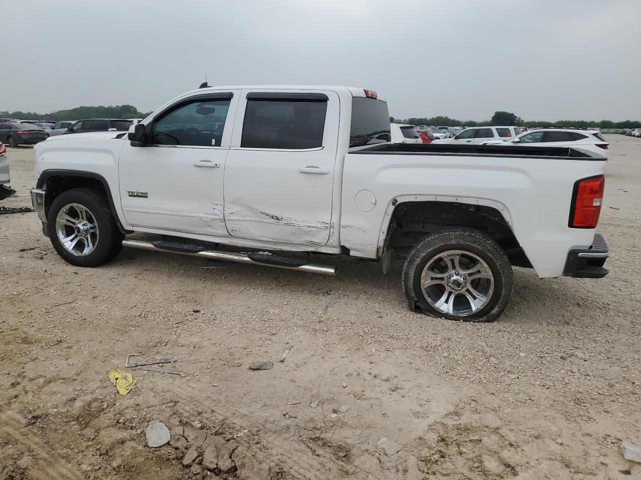 Photo 2 VIN: 3GTP1MEC6GG303361 - GMC SIERRA 