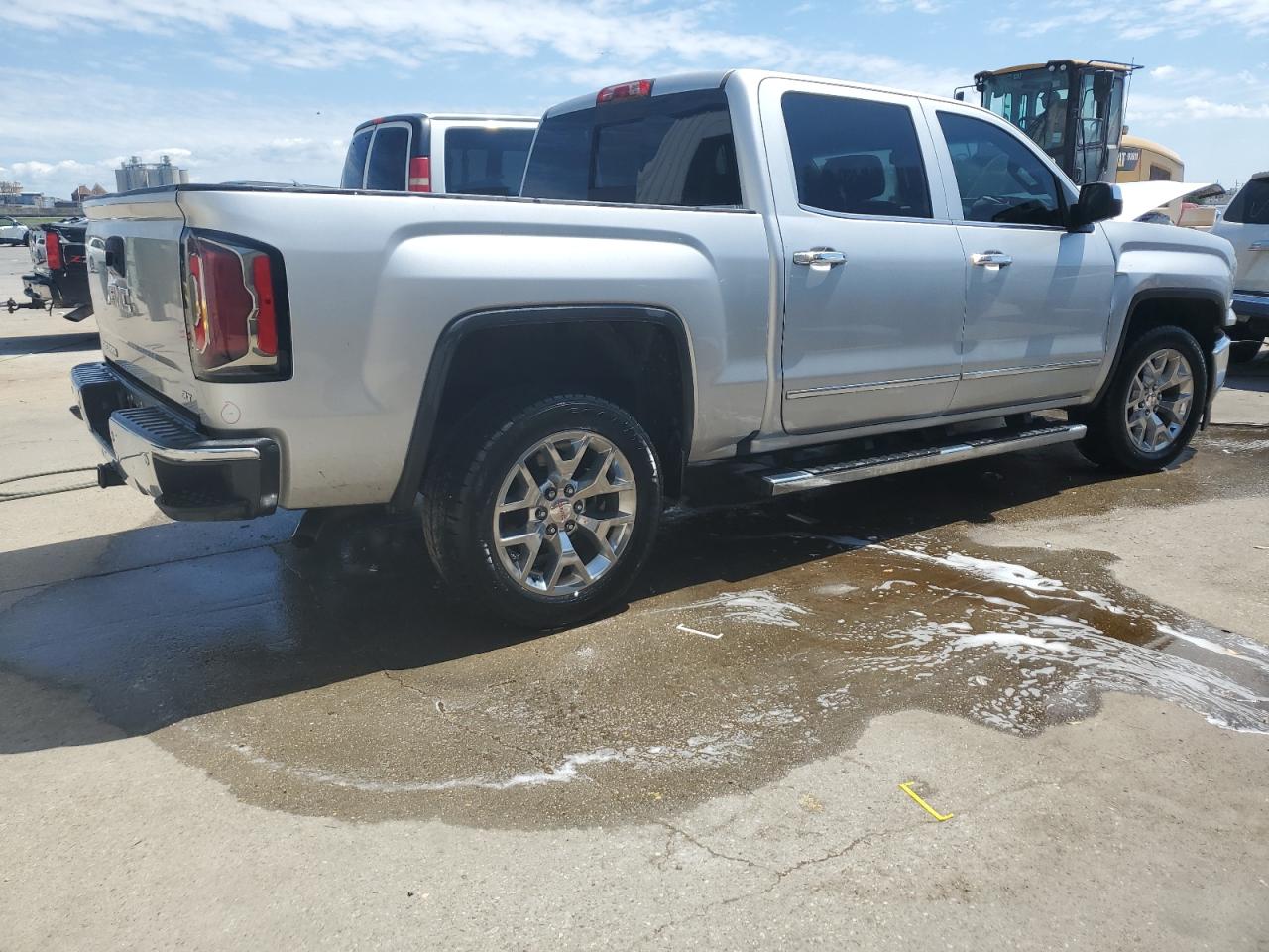 Photo 2 VIN: 3GTP1NEC3JG547790 - GMC SIERRA 