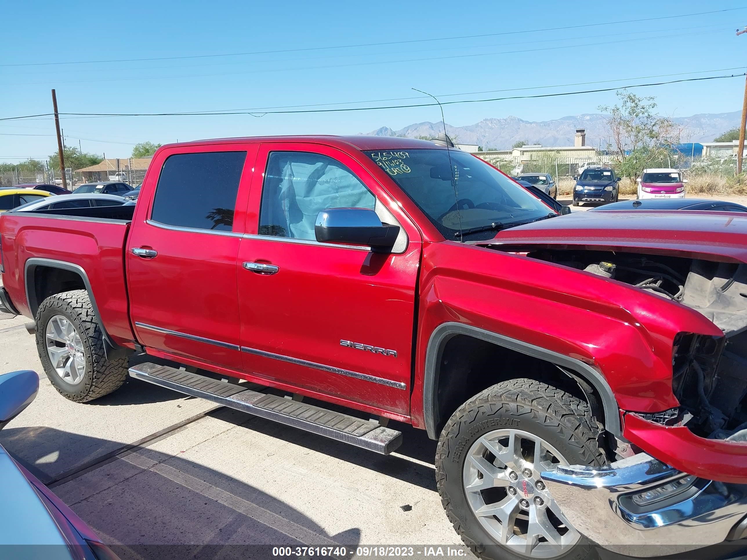 Photo 12 VIN: 3GTP1NEC9JG638661 - GMC SIERRA 