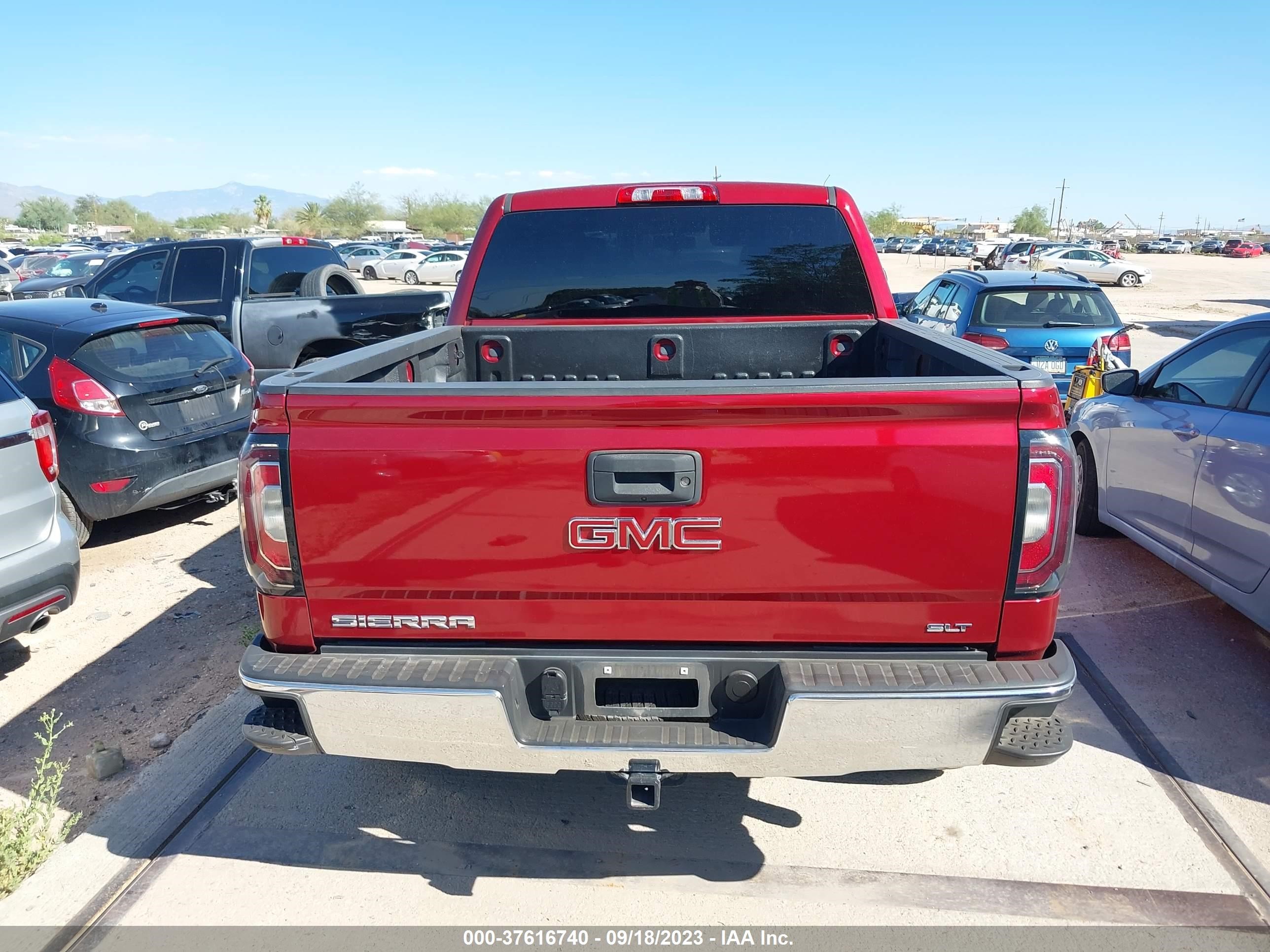 Photo 15 VIN: 3GTP1NEC9JG638661 - GMC SIERRA 