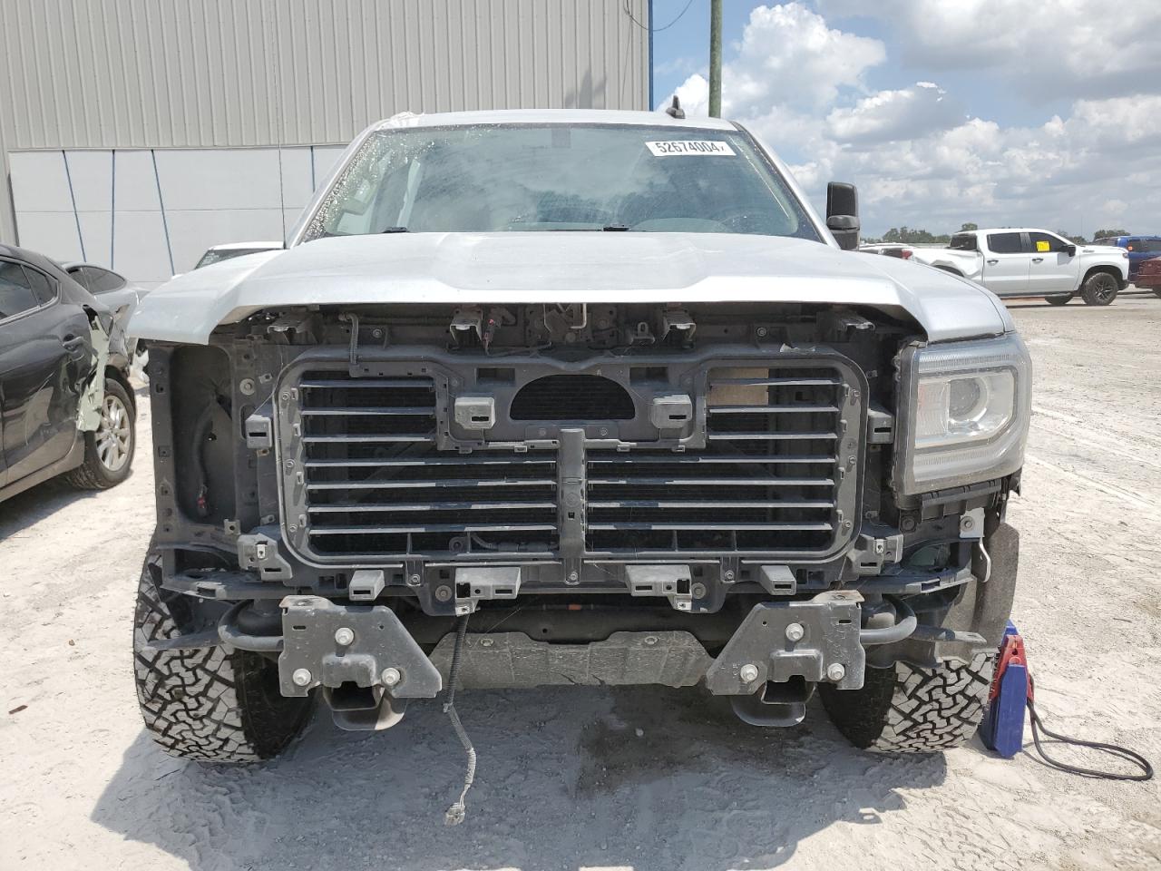 Photo 4 VIN: 3GTP1NECXJG451073 - GMC SIERRA 