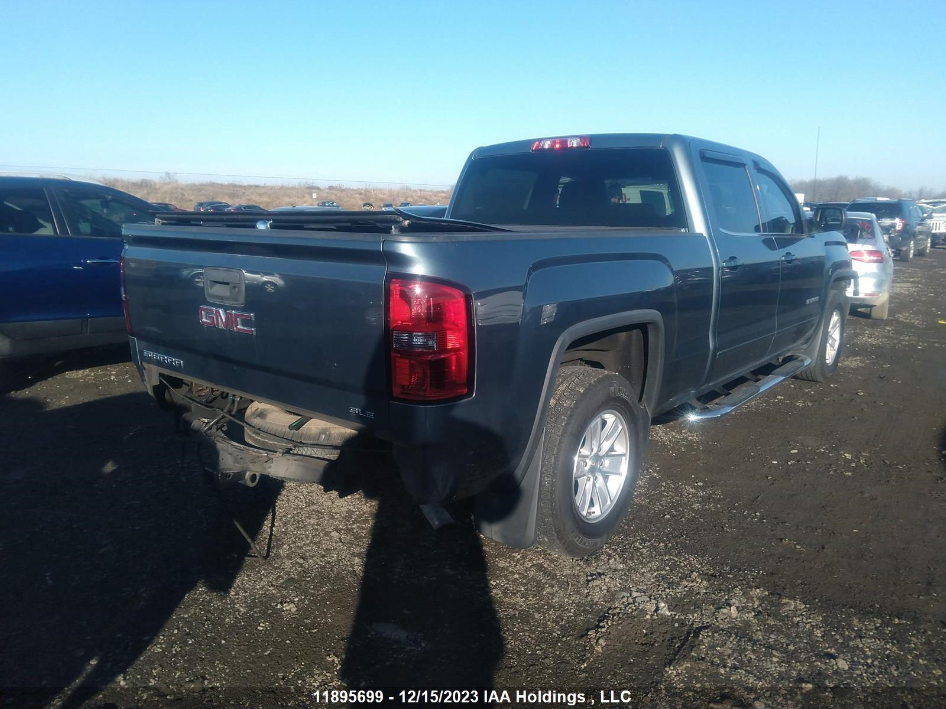 Photo 3 VIN: 3GTP1UEC1EG127347 - GMC SIERRA 