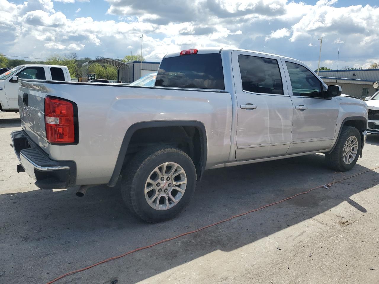 Photo 2 VIN: 3GTP1UEC7EG268763 - GMC SIERRA 