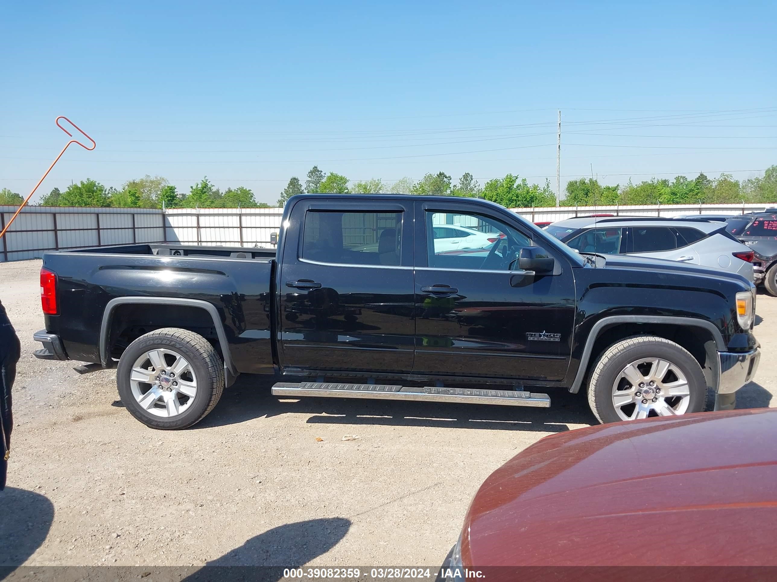 Photo 12 VIN: 3GTP1UEC9FG410077 - GMC SIERRA 