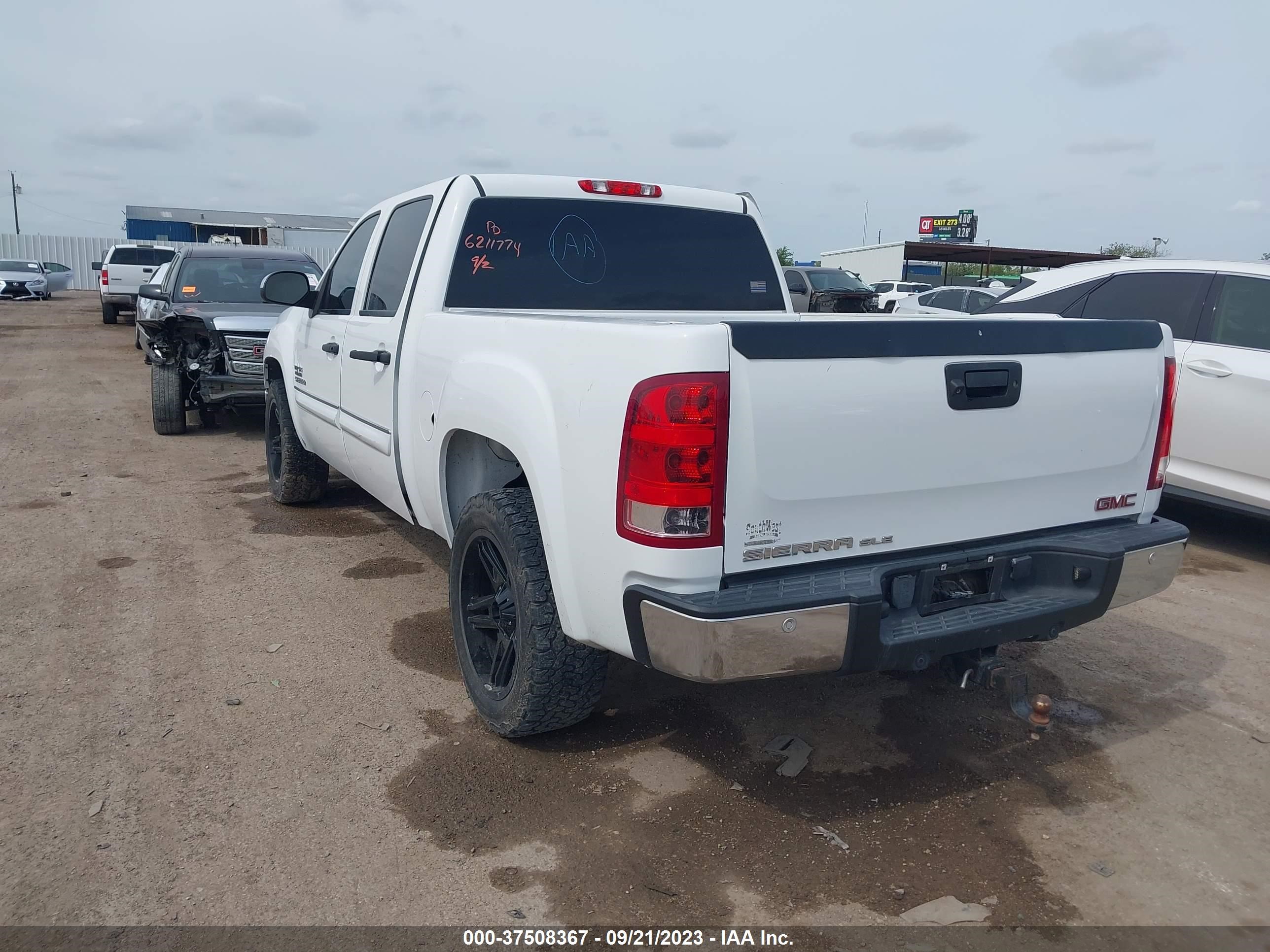 Photo 2 VIN: 3GTP1VE00DG167784 - GMC SIERRA 