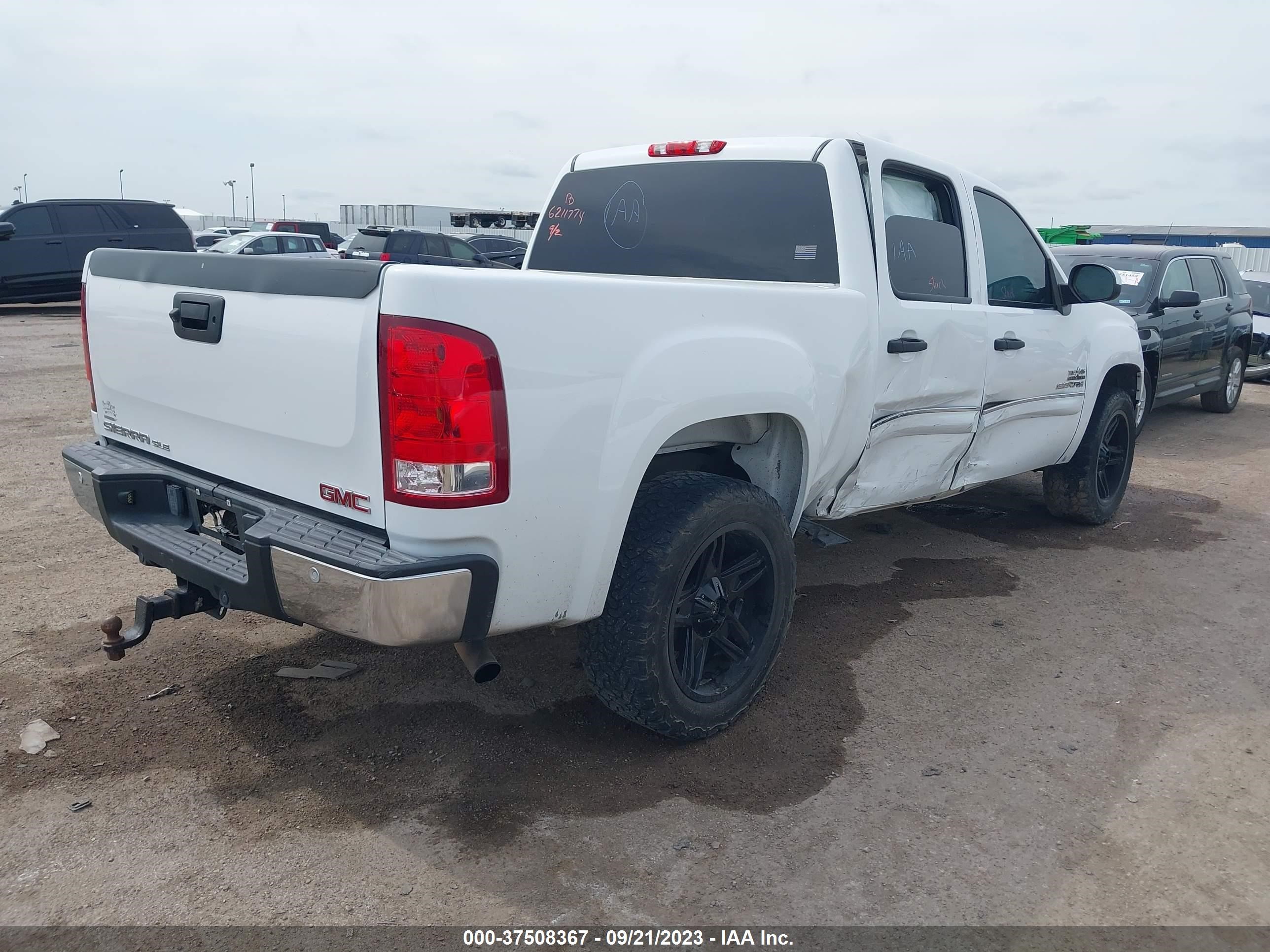 Photo 3 VIN: 3GTP1VE00DG167784 - GMC SIERRA 