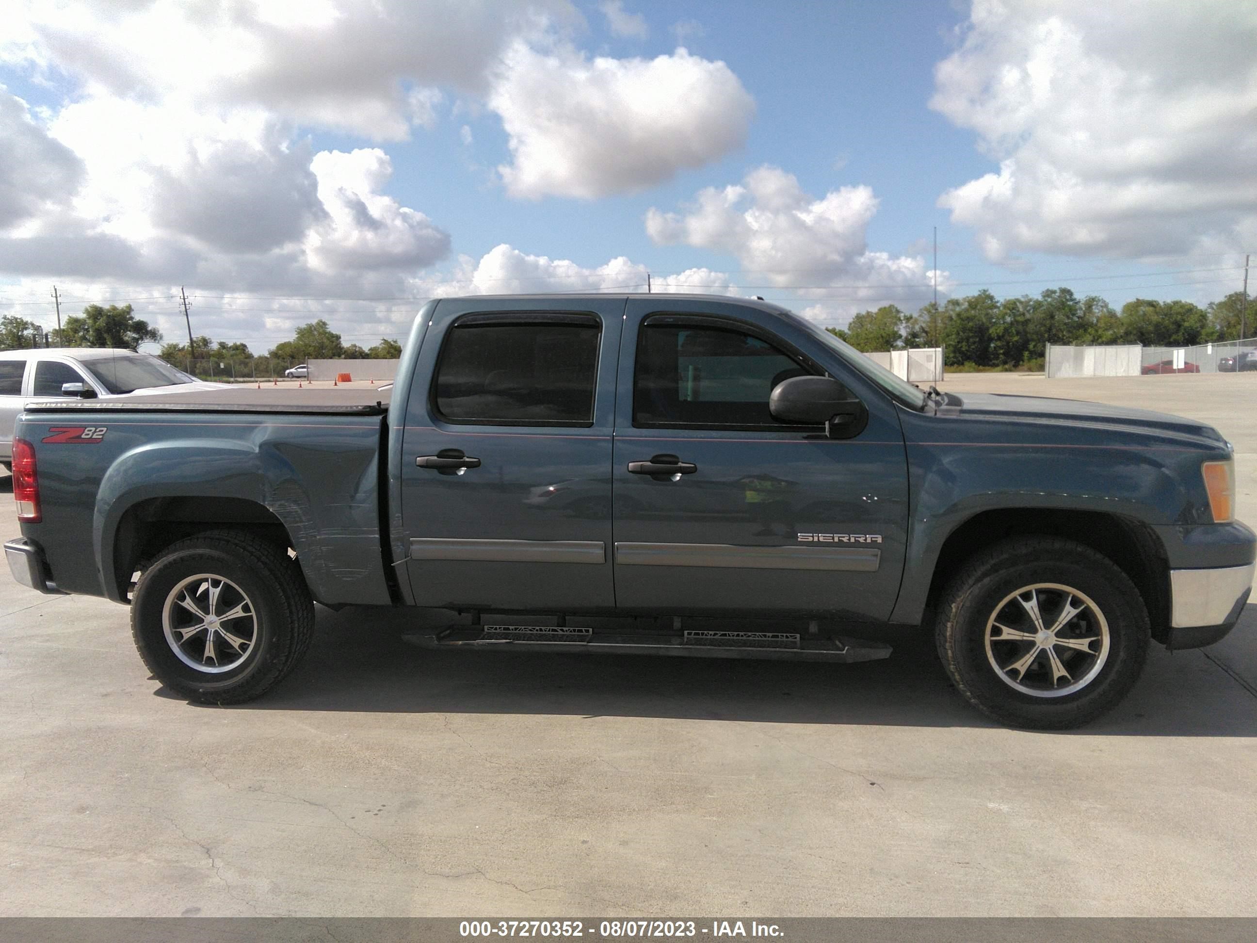 Photo 12 VIN: 3GTP1VE02CG149530 - GMC SIERRA 