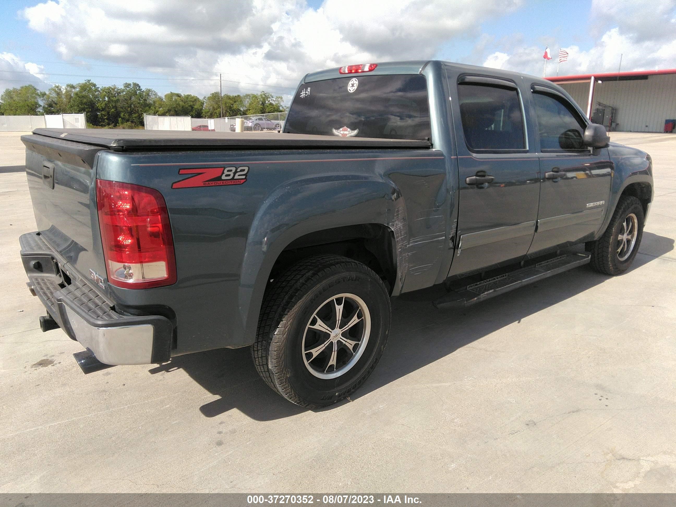 Photo 3 VIN: 3GTP1VE02CG149530 - GMC SIERRA 