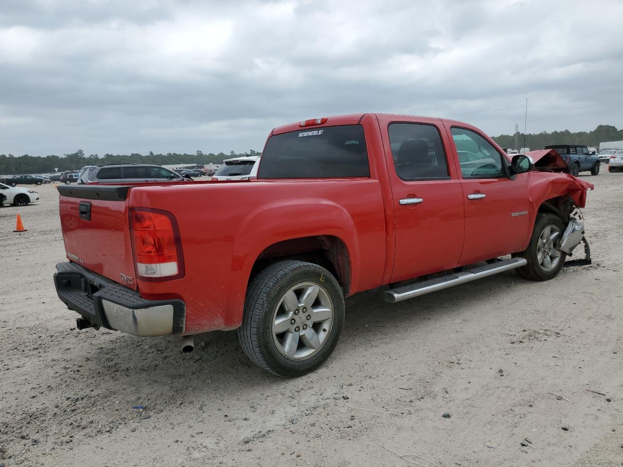 Photo 2 VIN: 3GTP1VE03DG122581 - GMC SIERRA 