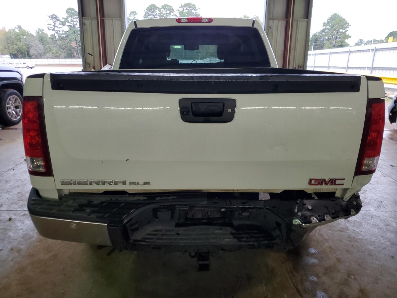 Photo 5 VIN: 3GTP1VE04CG295105 - GMC SIERRA 