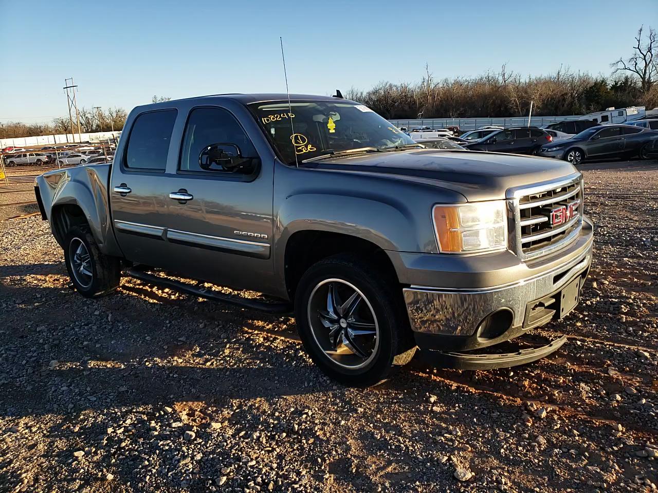 Photo 10 VIN: 3GTP1VE06DG108240 - GMC SIERRA C15 