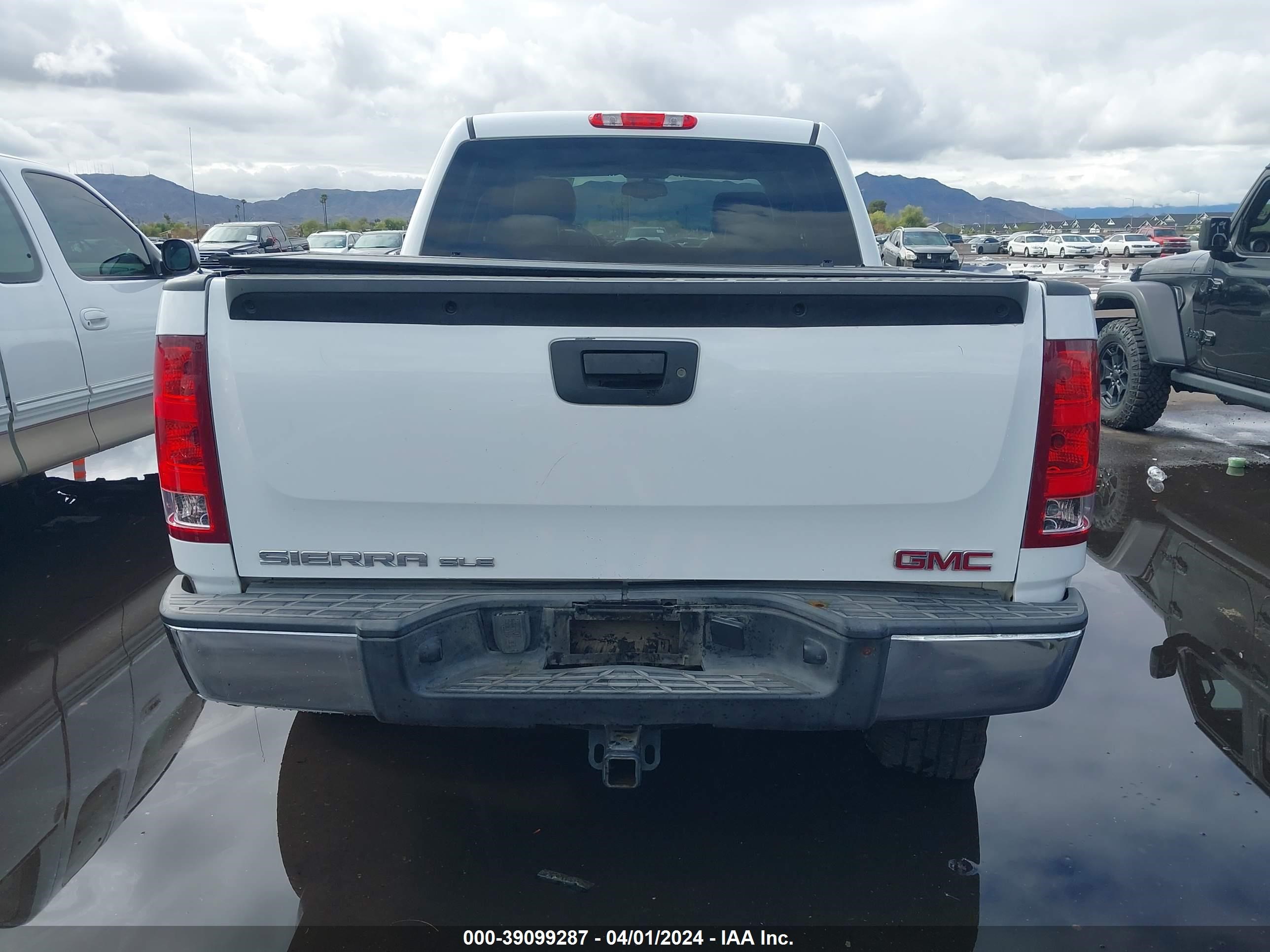 Photo 15 VIN: 3GTP1VE08DG361270 - GMC SIERRA 