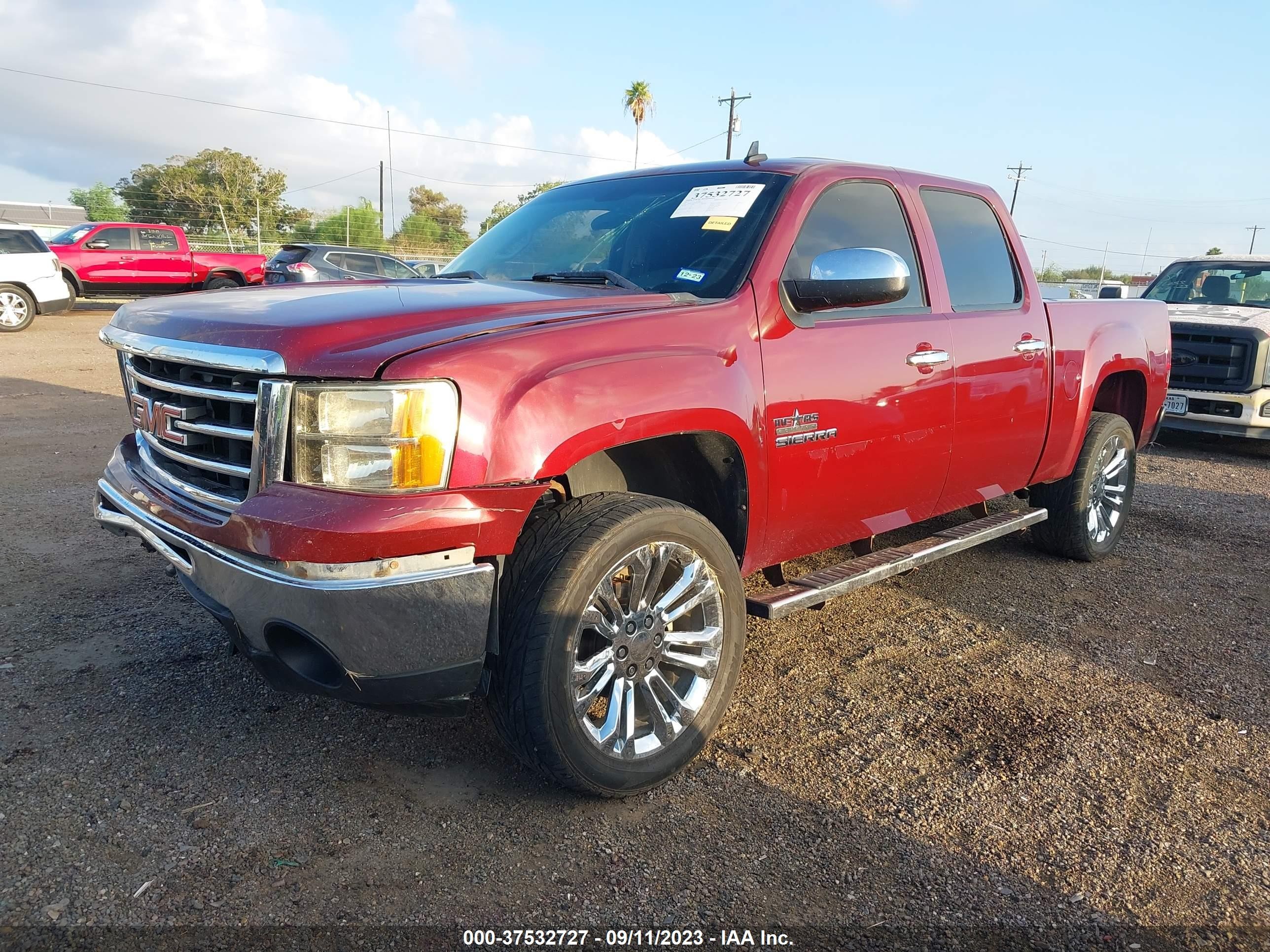 Photo 2 VIN: 3GTP1VE0XDG291223 - GMC SIERRA 