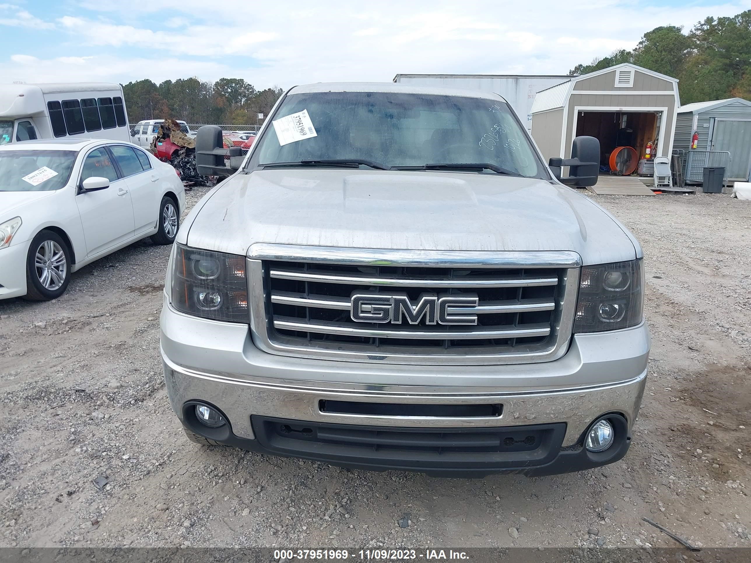 Photo 11 VIN: 3GTP1VEA7DG232655 - GMC SIERRA 