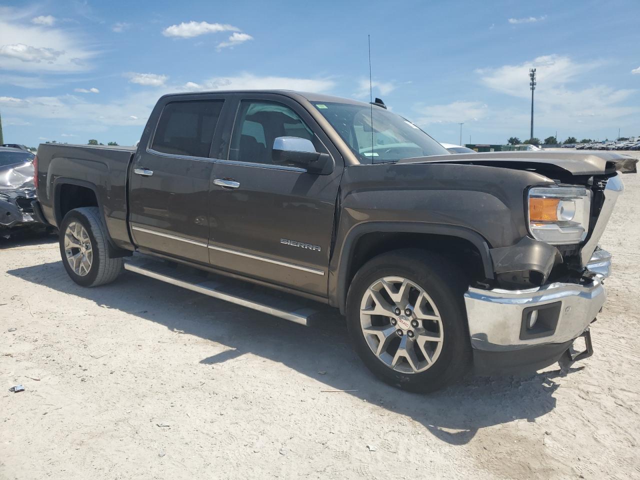 Photo 3 VIN: 3GTP1VEC3FG527028 - GMC SIERRA 