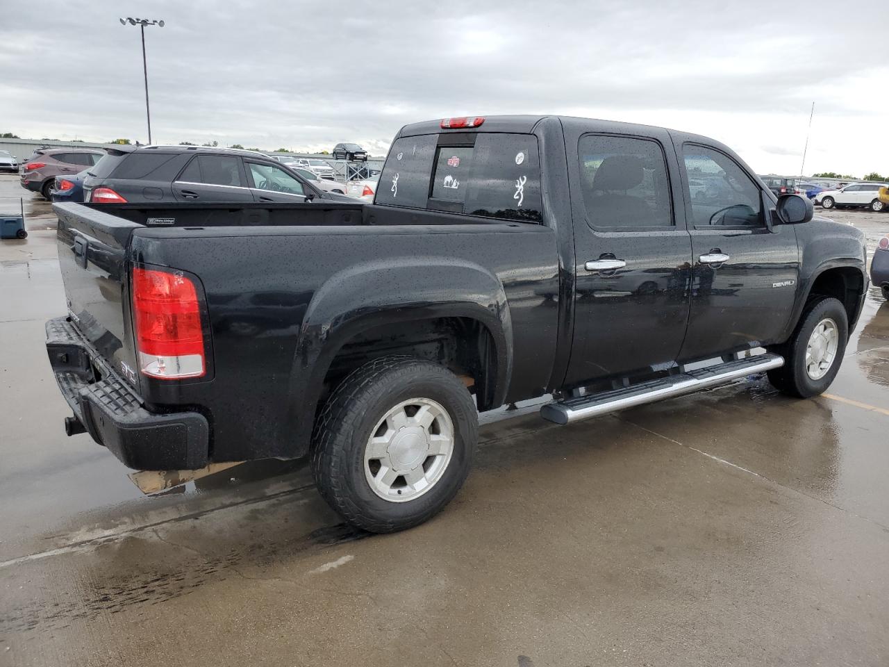 Photo 2 VIN: 3GTP1XE22BG182880 - GMC SIERRA 