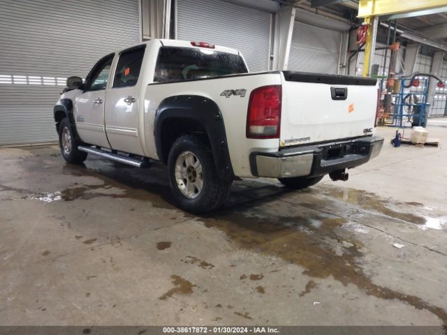 Photo 2 VIN: 3GTP2UEA3DG160456 - GMC SIERRA 1500 