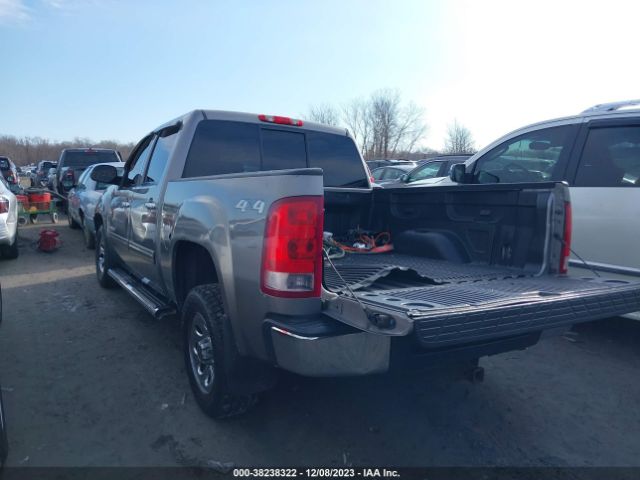 Photo 2 VIN: 3GTP2UEAXDG336385 - GMC SIERRA 1500 