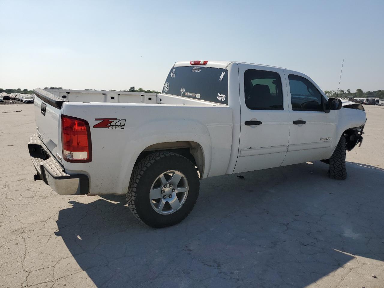 Photo 2 VIN: 3GTP2VE30BG159530 - GMC SIERRA 