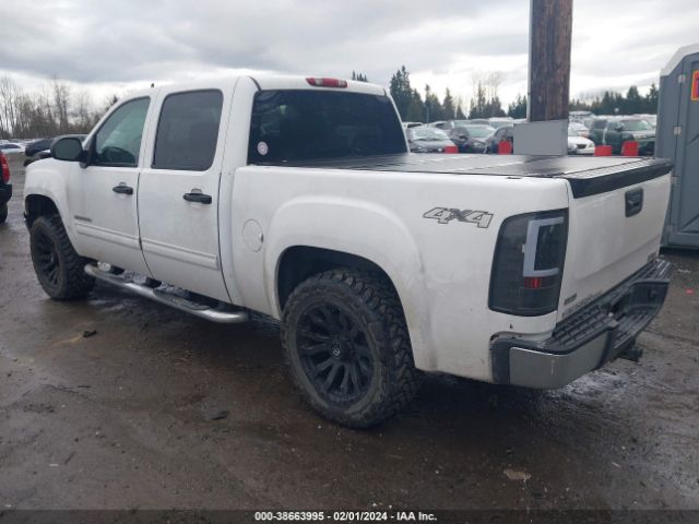 Photo 2 VIN: 3GTP2VE30BG242178 - GMC SIERRA 1500 