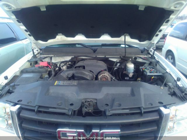 Photo 9 VIN: 3GTP2VE32BG204841 - GMC SIERRA 1500 