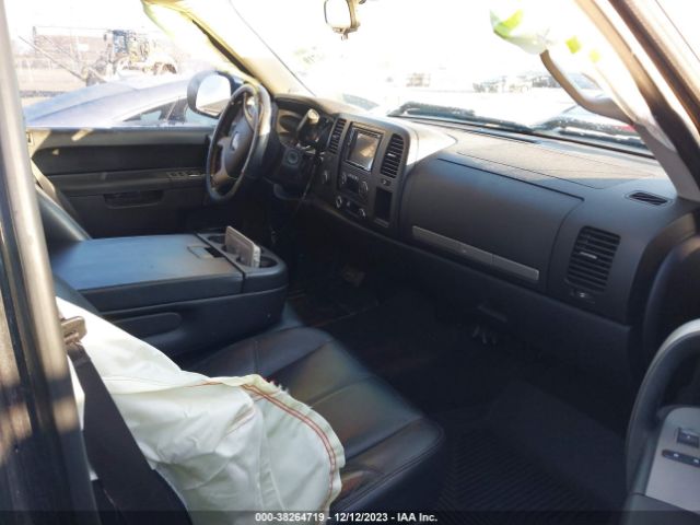 Photo 4 VIN: 3GTP2VE32BG208288 - GMC SIERRA 1500 