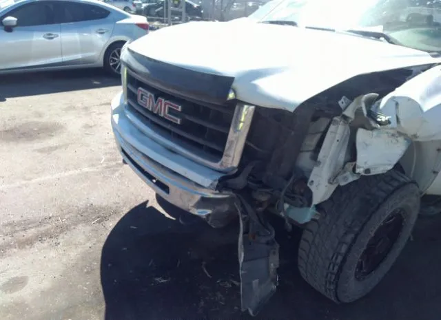 Photo 5 VIN: 3GTP2VE32BG242229 - GMC SIERRA 1500 