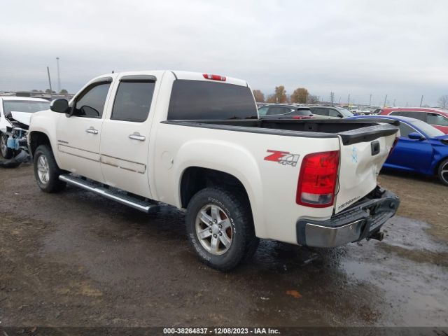 Photo 2 VIN: 3GTP2VE32BG329788 - GMC SIERRA 1500 