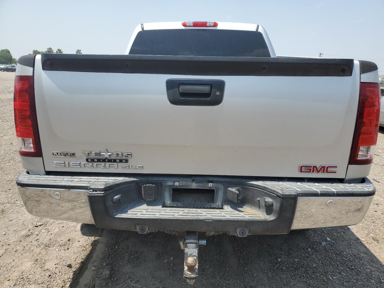 Photo 5 VIN: 3GTP2VE35BG171821 - GMC SIERRA 