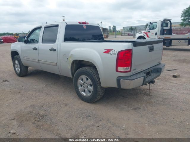 Photo 2 VIN: 3GTP2VE35BG197139 - GMC SIERRA 1500 