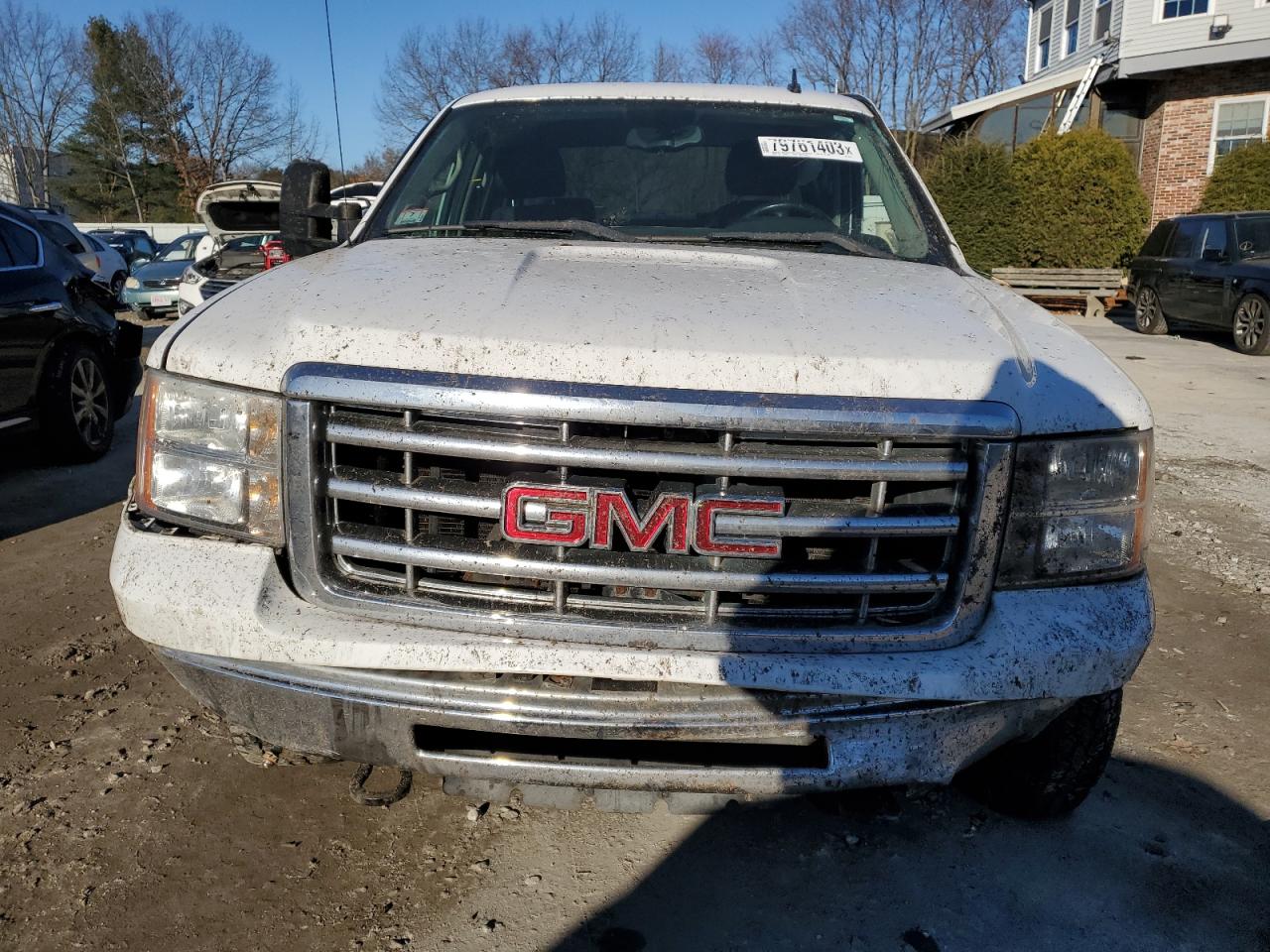 Photo 4 VIN: 3GTP2VE35BG301516 - GMC SIERRA 