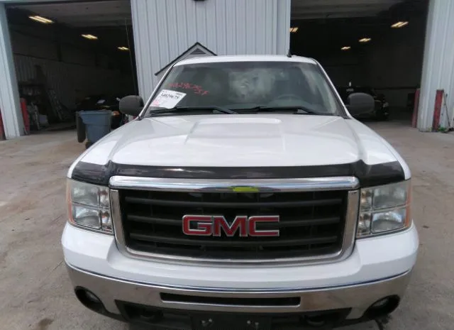 Photo 5 VIN: 3GTP2VE37BG261228 - GMC SIERRA 1500 