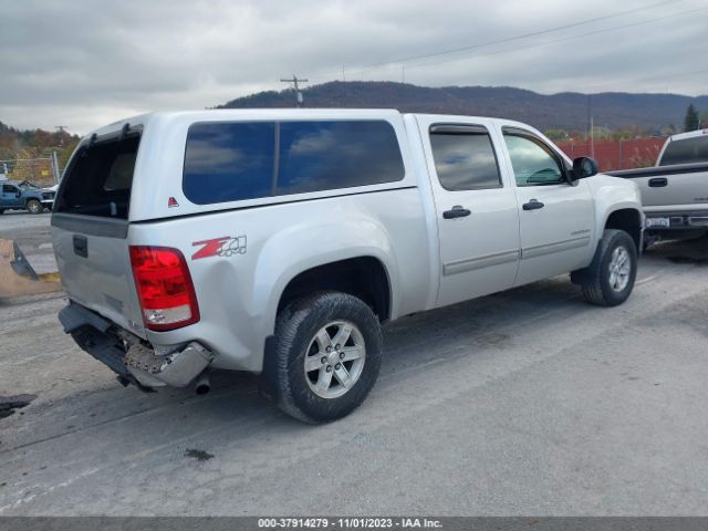 Photo 3 VIN: 3GTP2VE3XBG270800 - GMC SIERRA 1500 