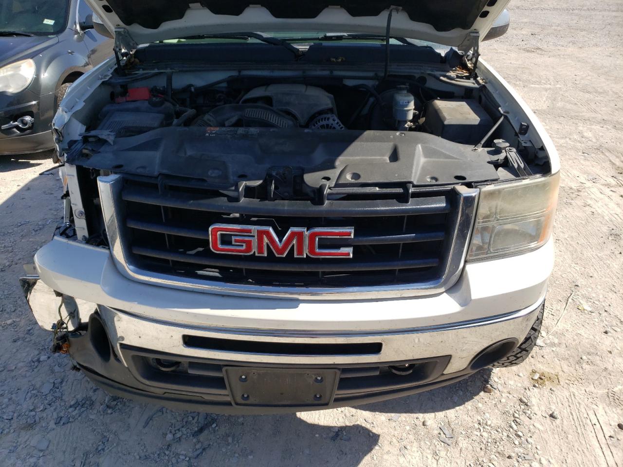 Photo 10 VIN: 3GTP2VE3XBG401160 - GMC SIERRA 